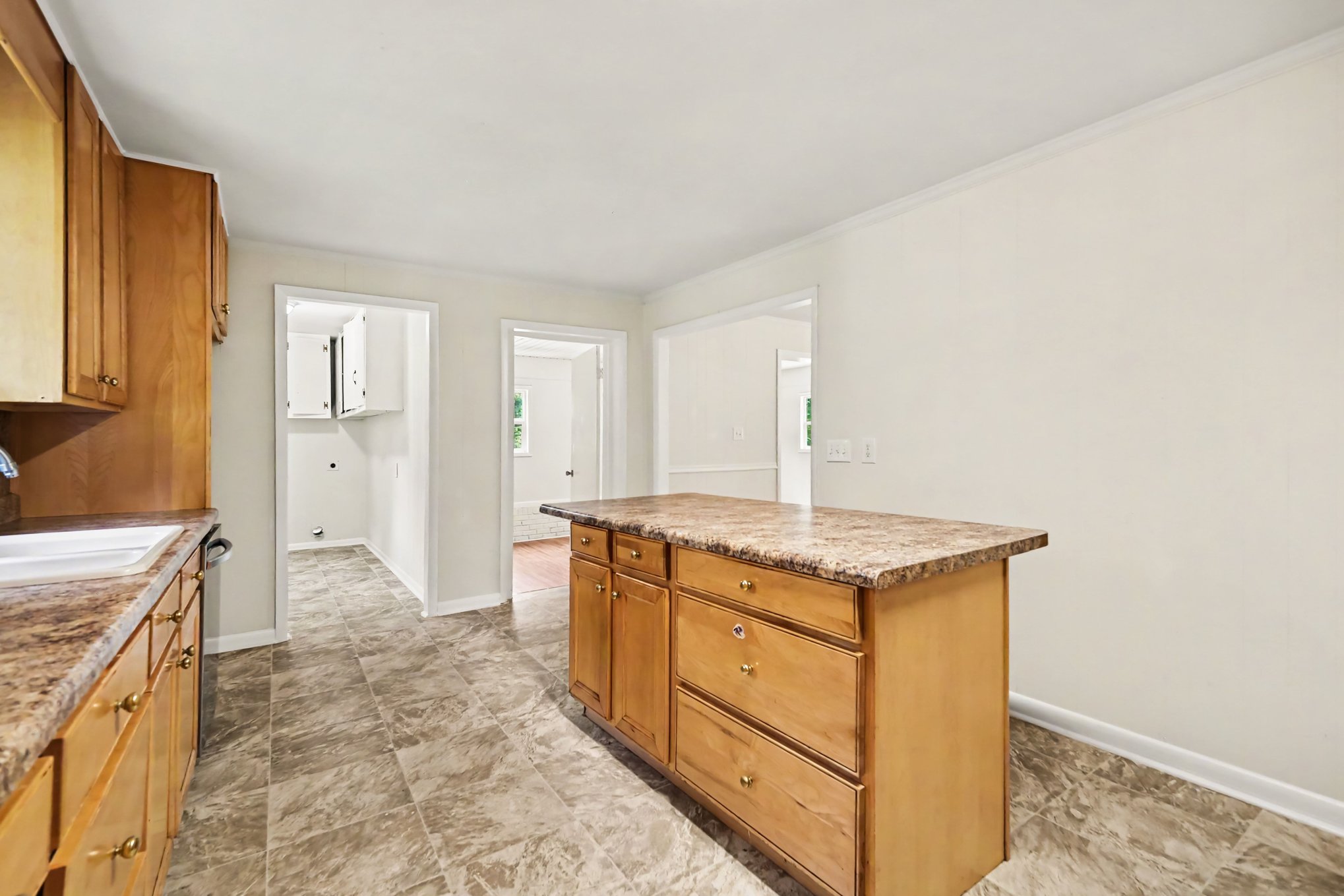 Photo 8 of 21 of 6338 Fairlane St, Hickory, NC