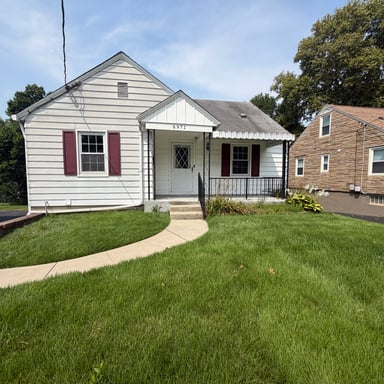 Property photo 1 of 6971 Warder Dr