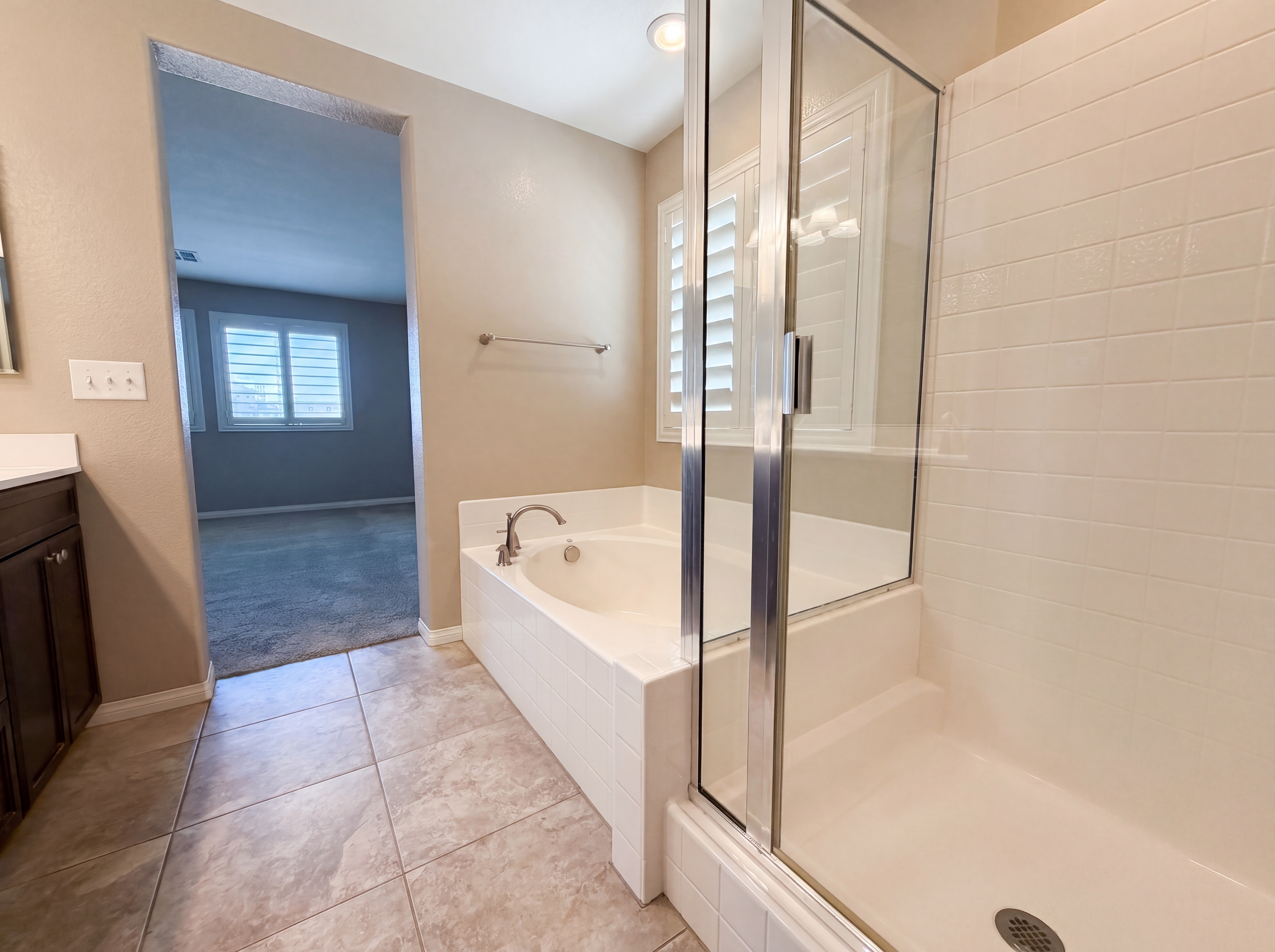 Photo 11 of 22 of 7963 Zuma Beach Ct, Las Vegas, NV