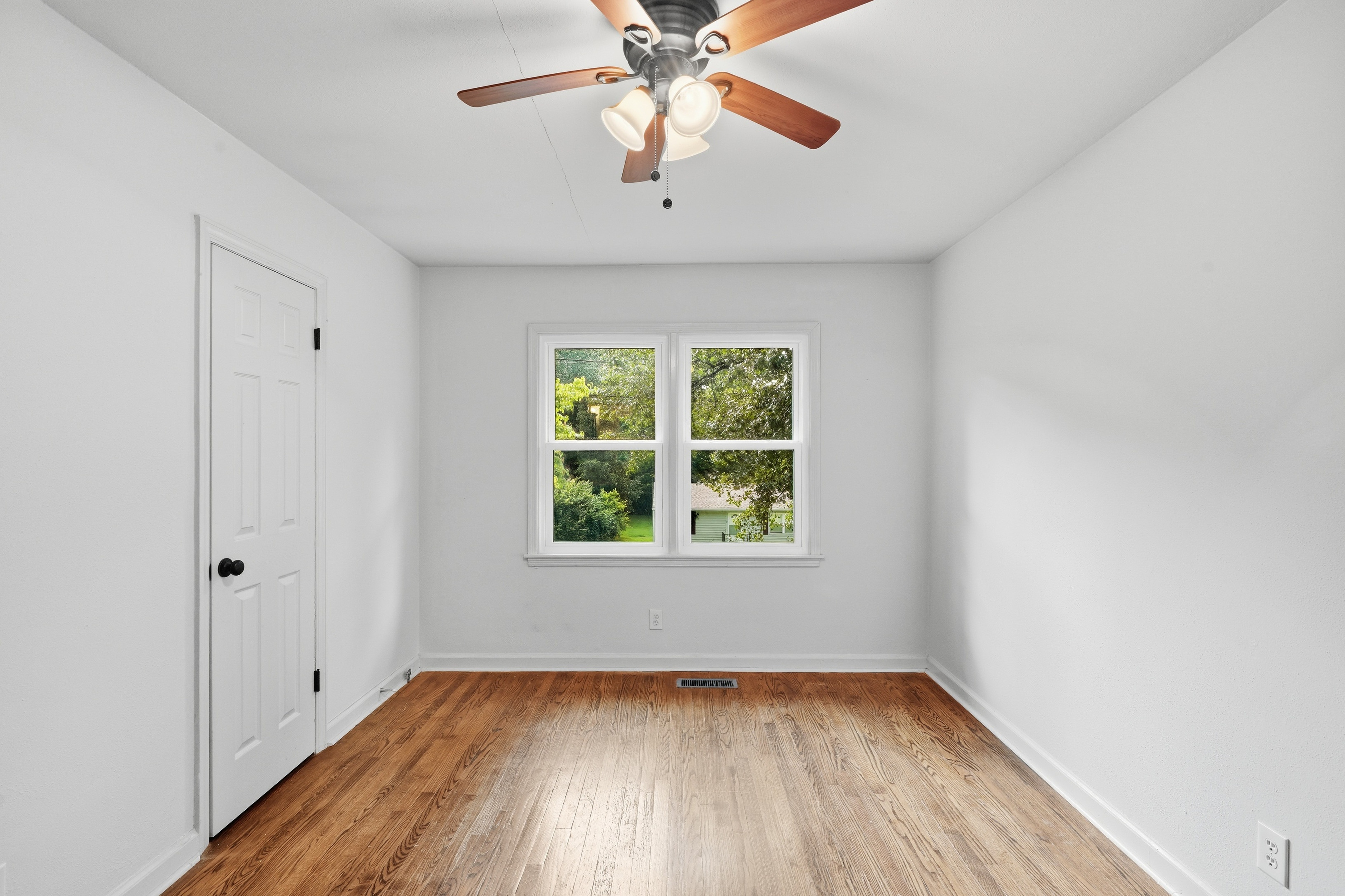 Photo 14 of 29 of 3703 Thrushwood Dr, Chattanooga, TN