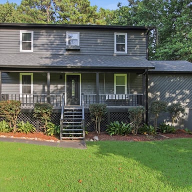 Property photo 1 of 399 N Victoria Rd