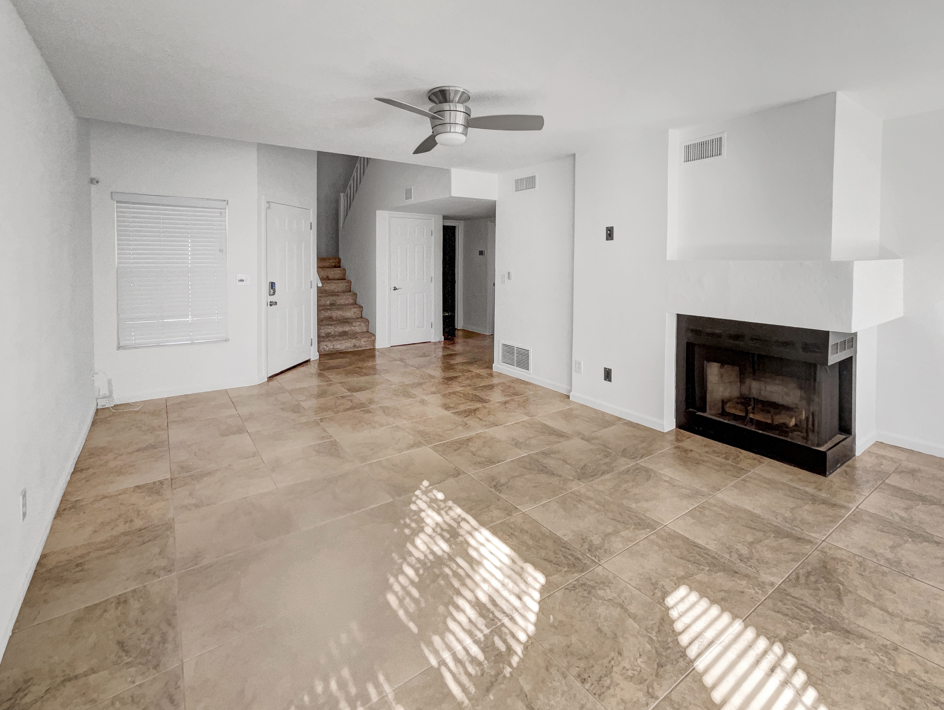 Photo 7 of 21 of 9500 N Albatross Dr, Tucson, AZ