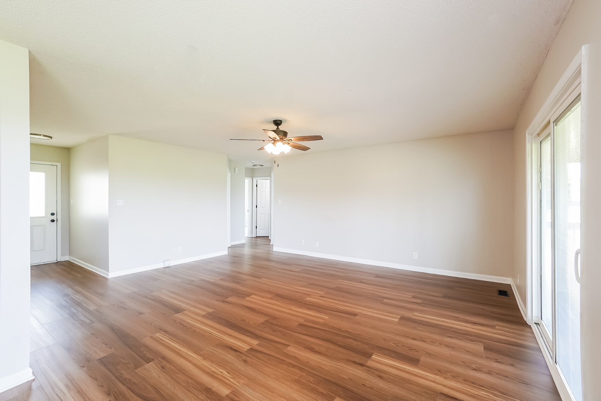 Photo 6 of 19 of 429 Filmore Rd, Oak Grove, KY
