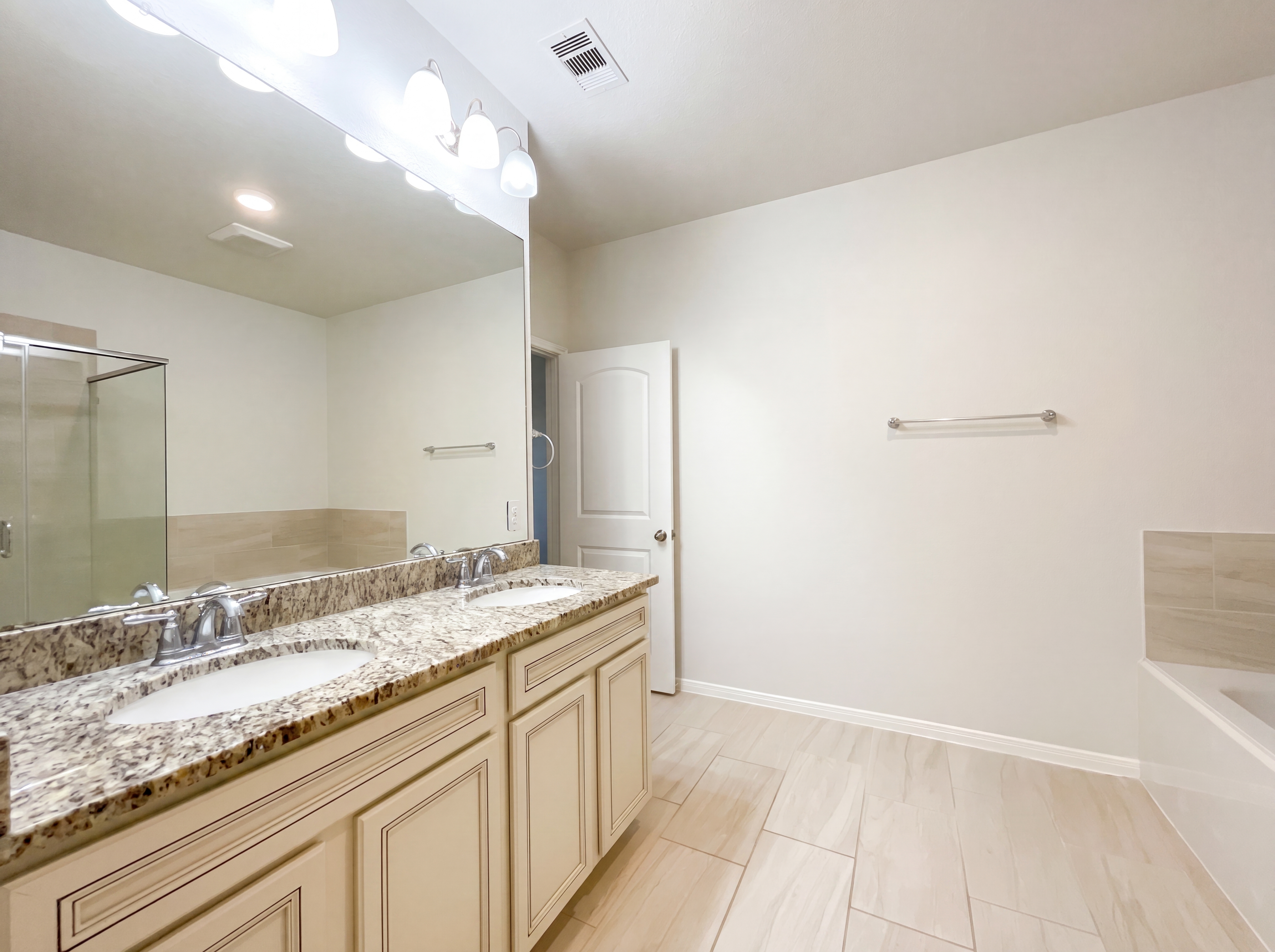 Photo 13 of 19 of 21205 Timber Bluff Ln, Porter, TX