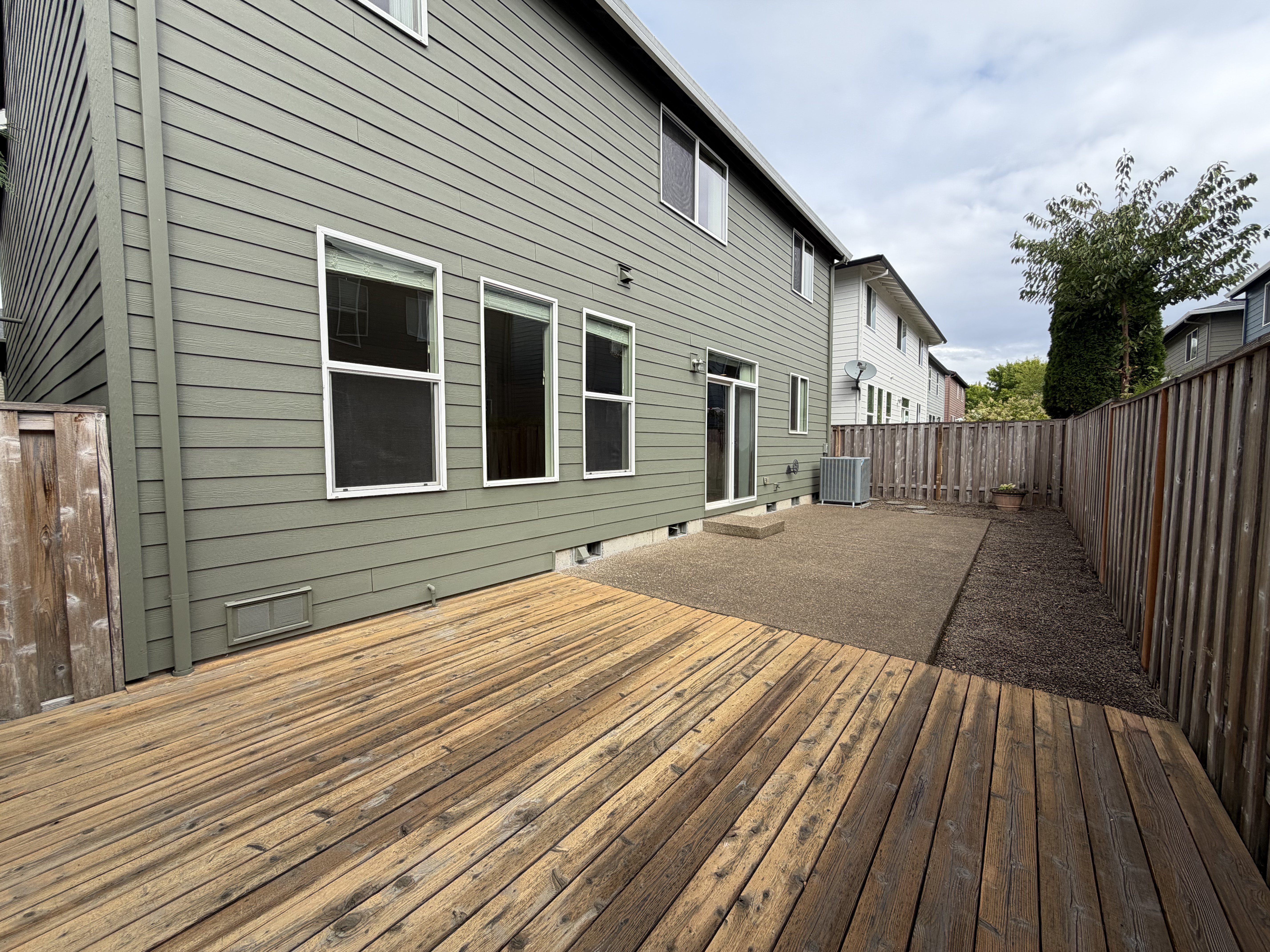 Photo 5 of 20 of 3468 SE Silver Fox Ave, Hillsboro, OR