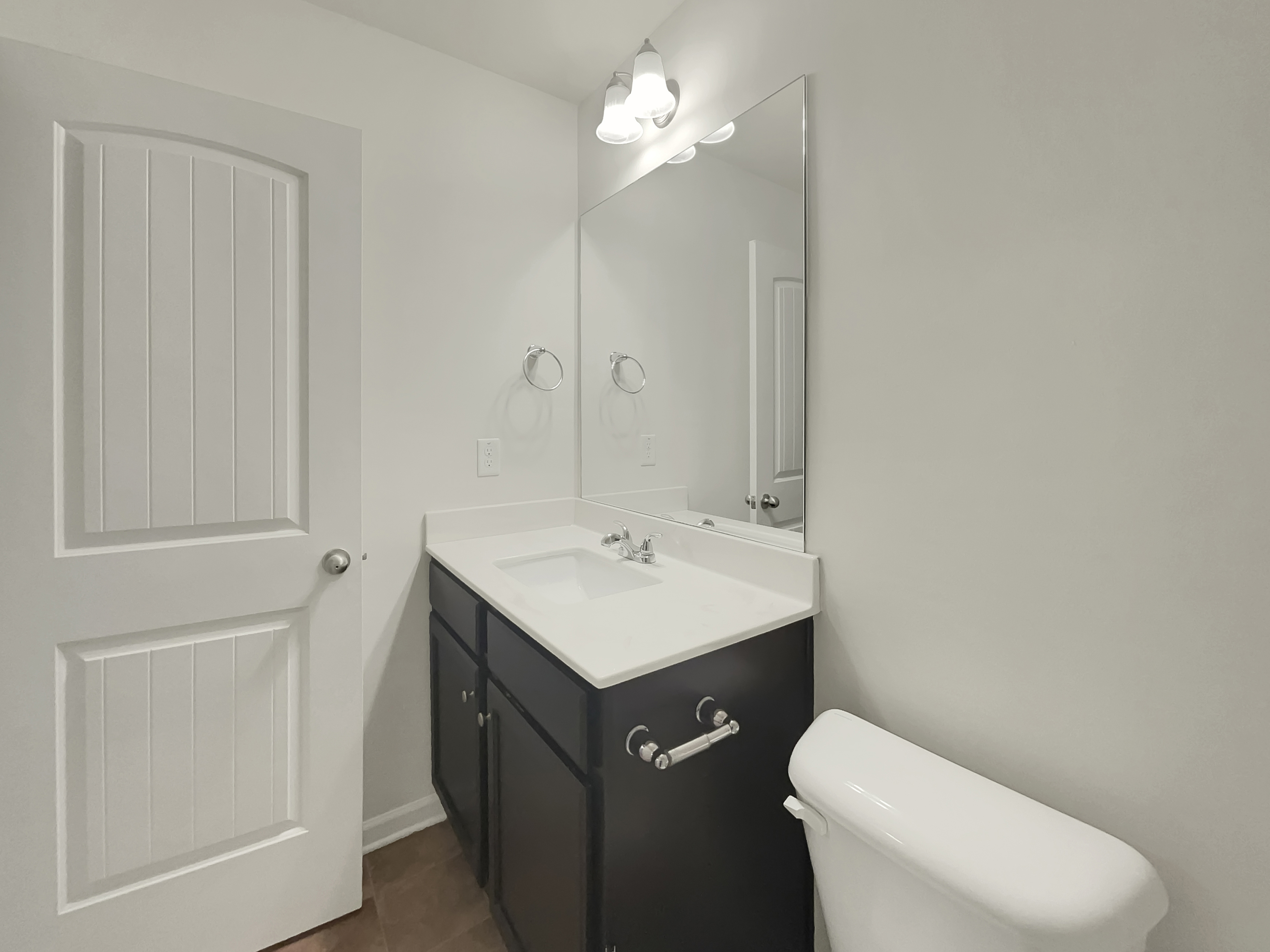 Photo 19 of 23 of 6077 Oakley Rd, Union City, GA