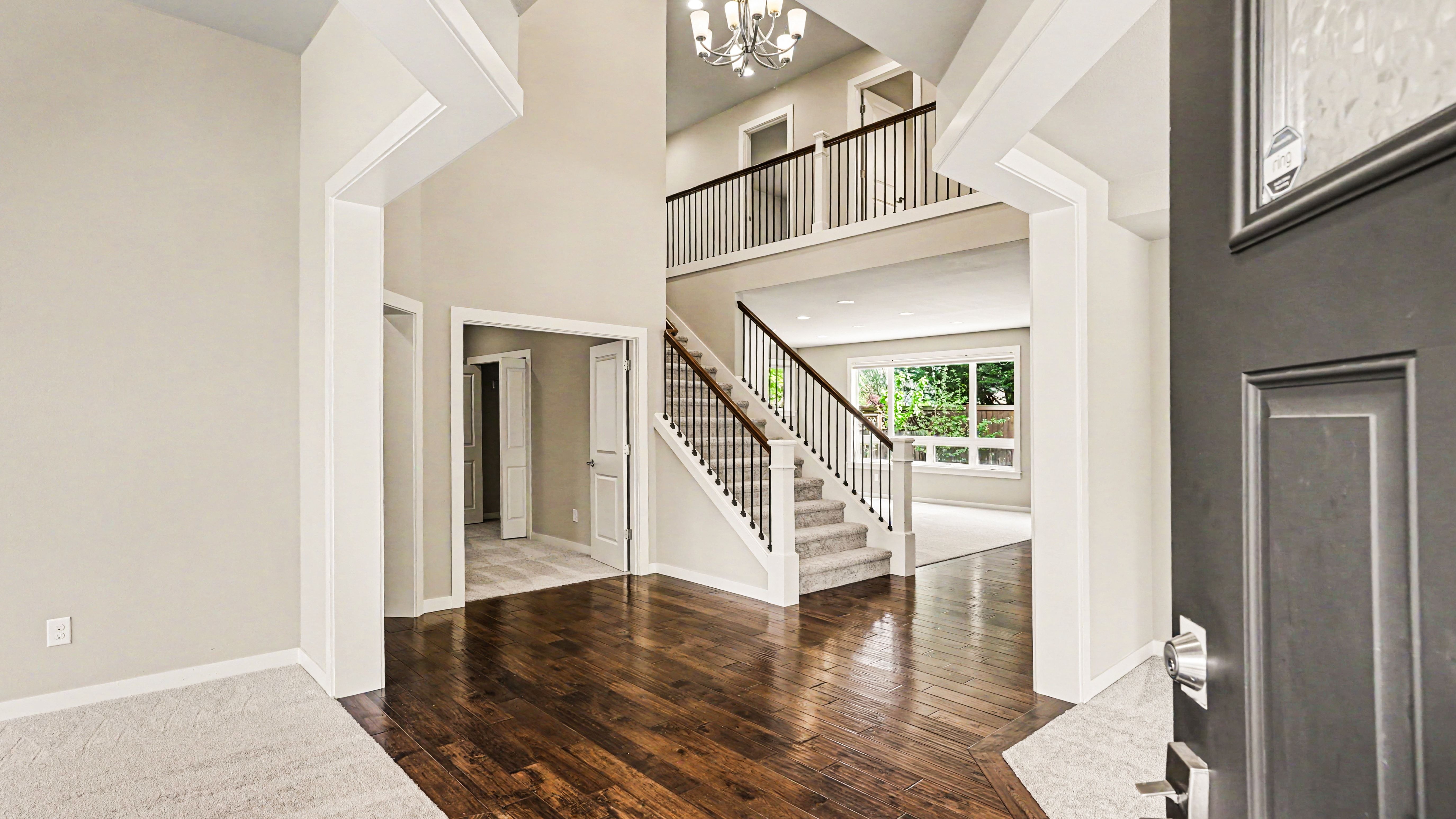 Photo 6 of 19 of 21923 37th Ave SE, Bothell, WA