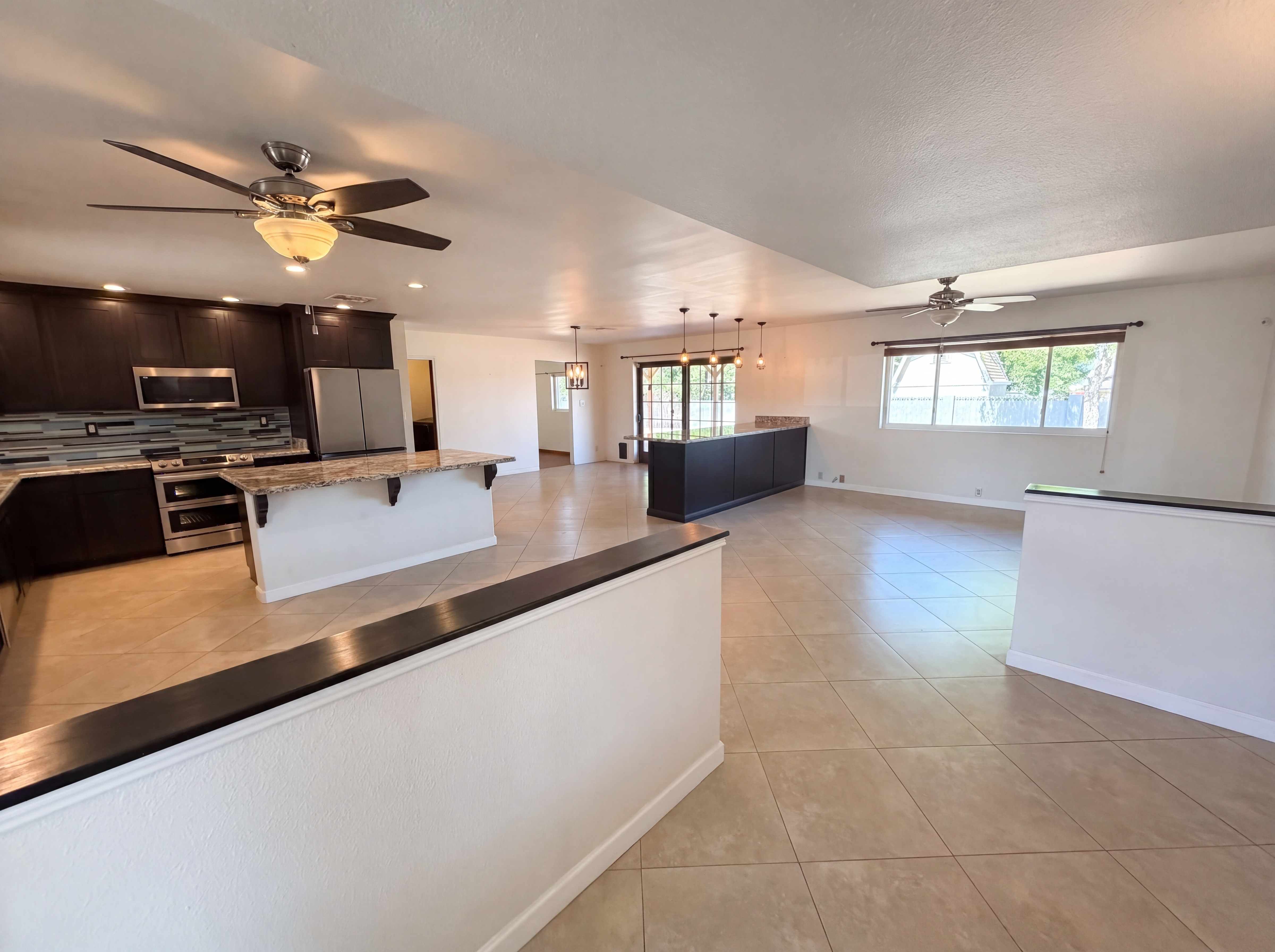 Photo 7 of 28 of 1508 N 62nd Pl, Mesa, AZ