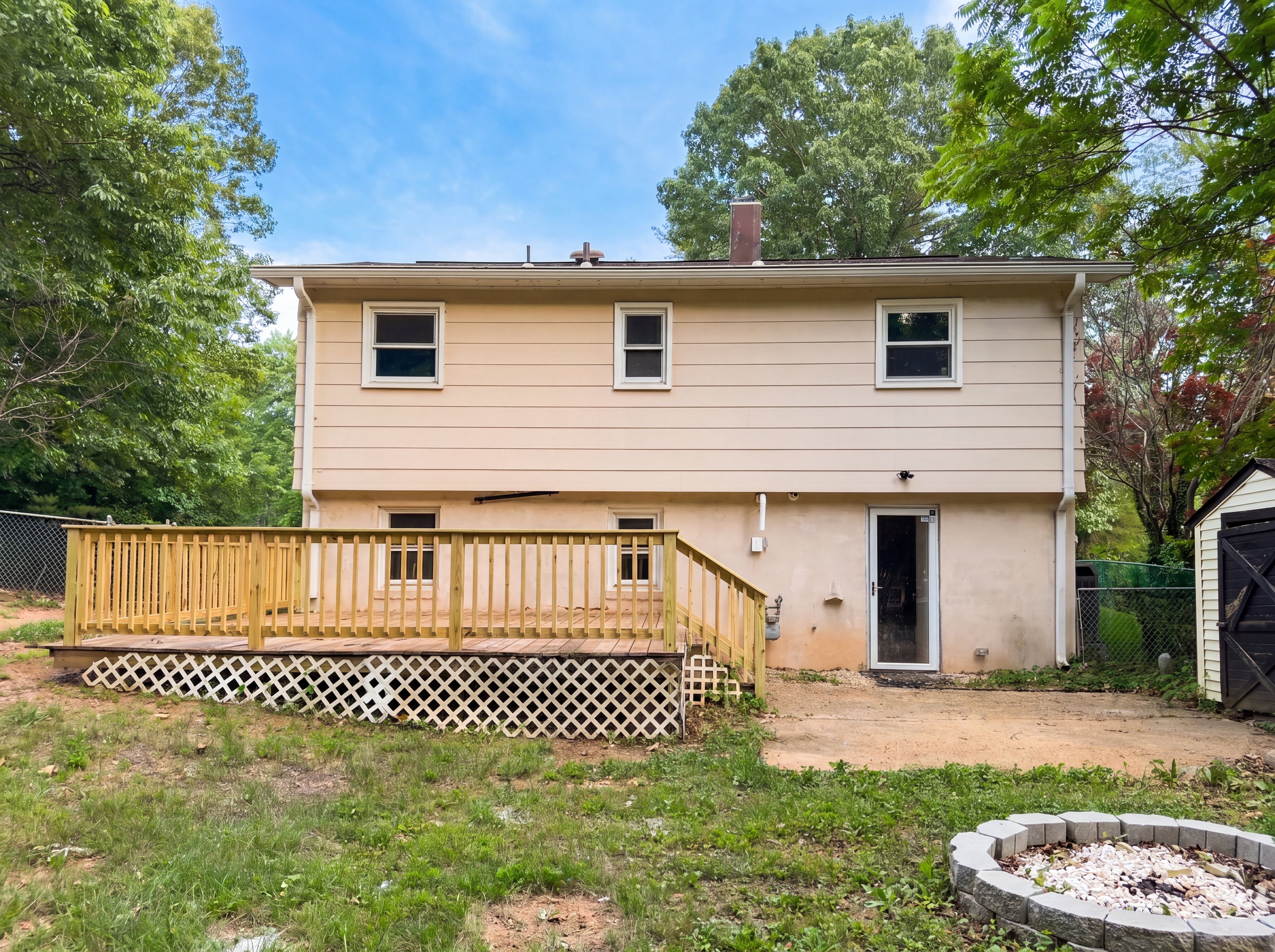 Photo 5 of 20 of 3802 Forestdale Ave, Woodbridge, VA