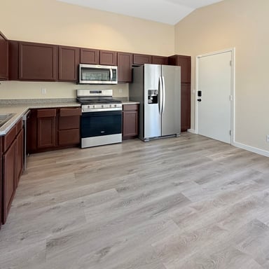 Property photo 3 of 7912 Quill Gordon Ave