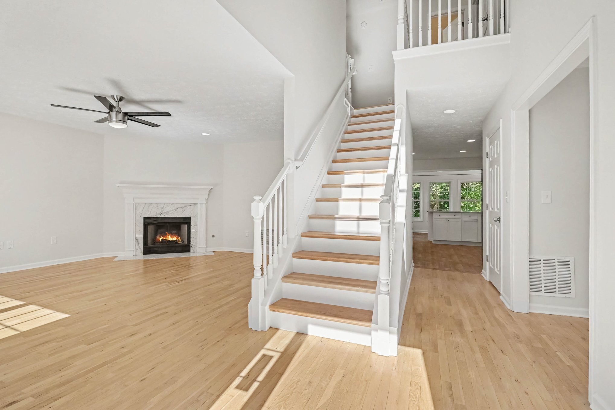 Photo 8 of 38 of 2859 Savannah Walk Ln, Suwanee, GA