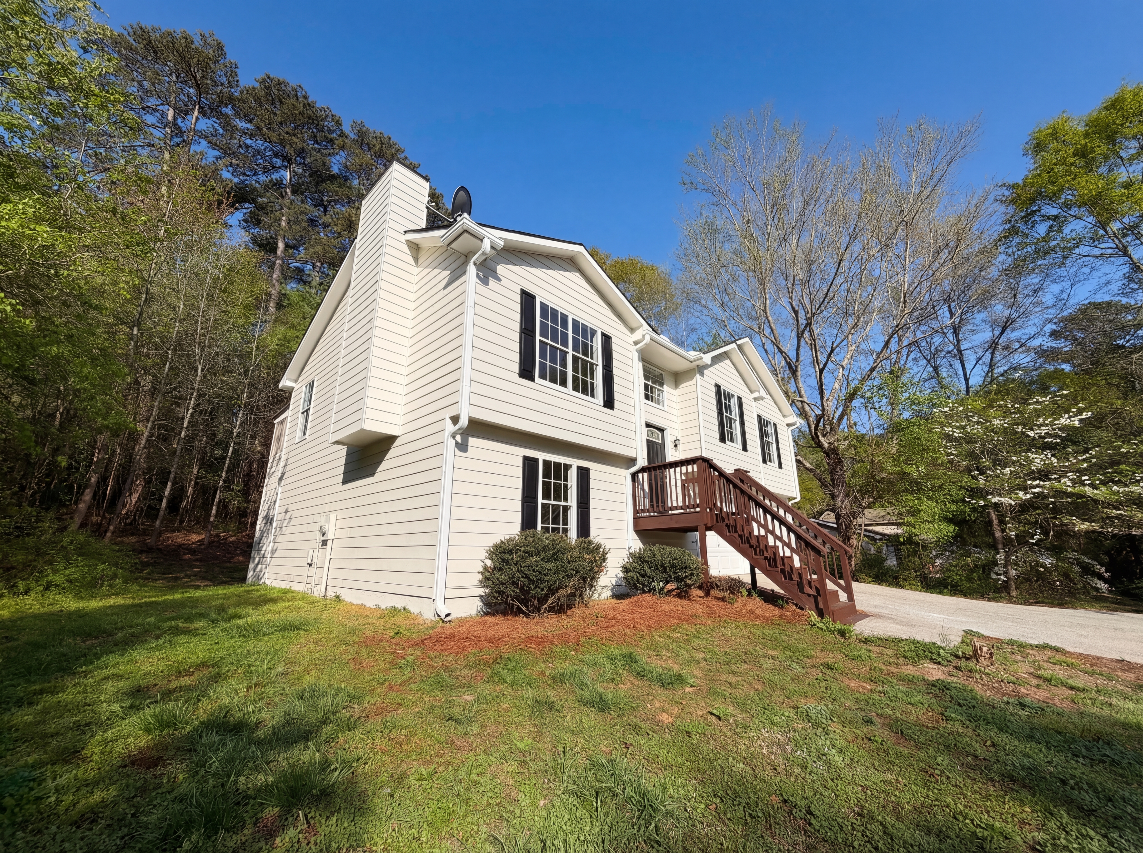 Photo 7 of 23 of 416 Busby Ln, Winder, GA