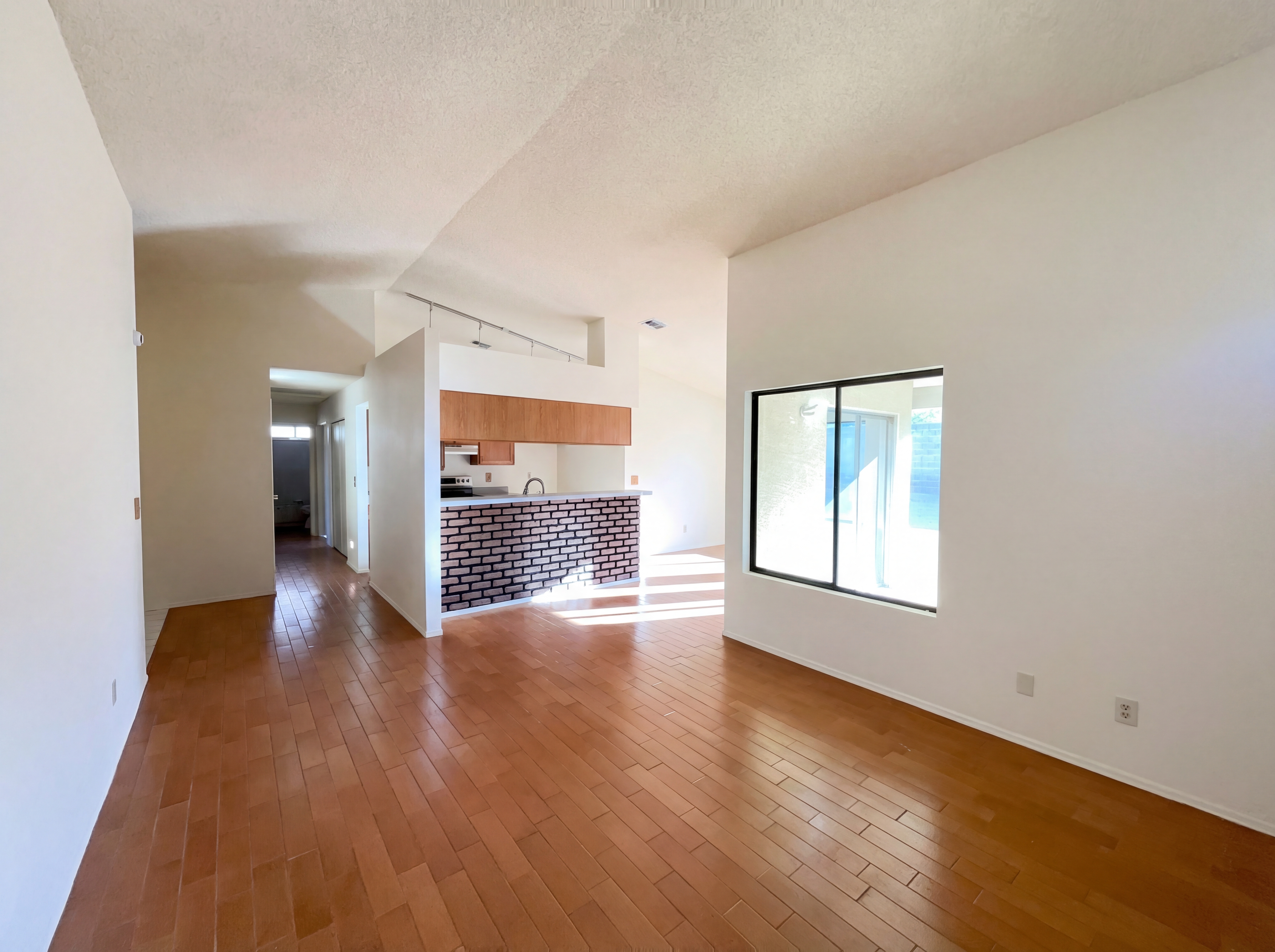 Photo 8 of 20 of 9248 N Eaglestone Loop, Tucson, AZ