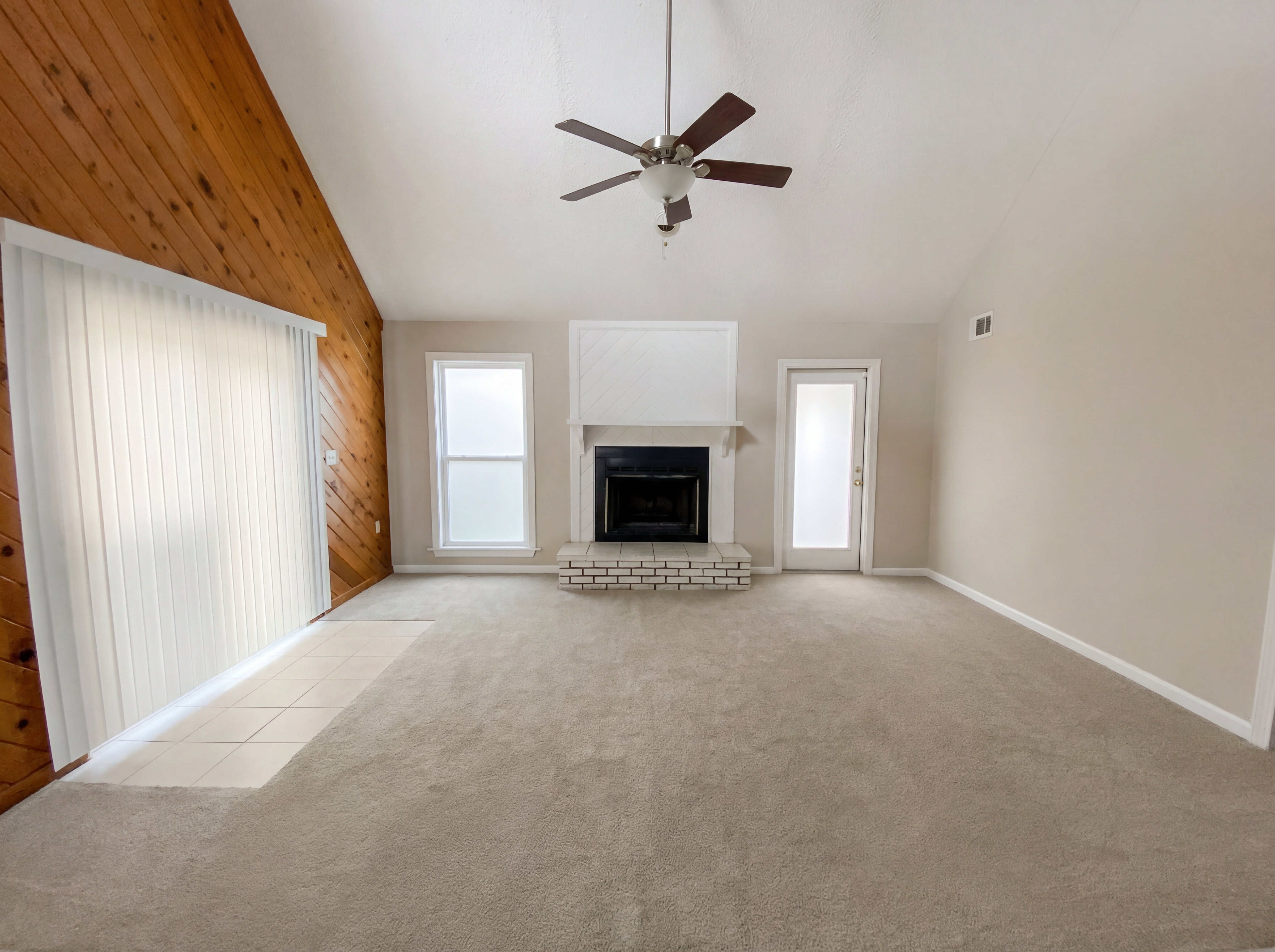 Photo 3 of 27 of 1221 Dalraida Rd, Montgomery, AL