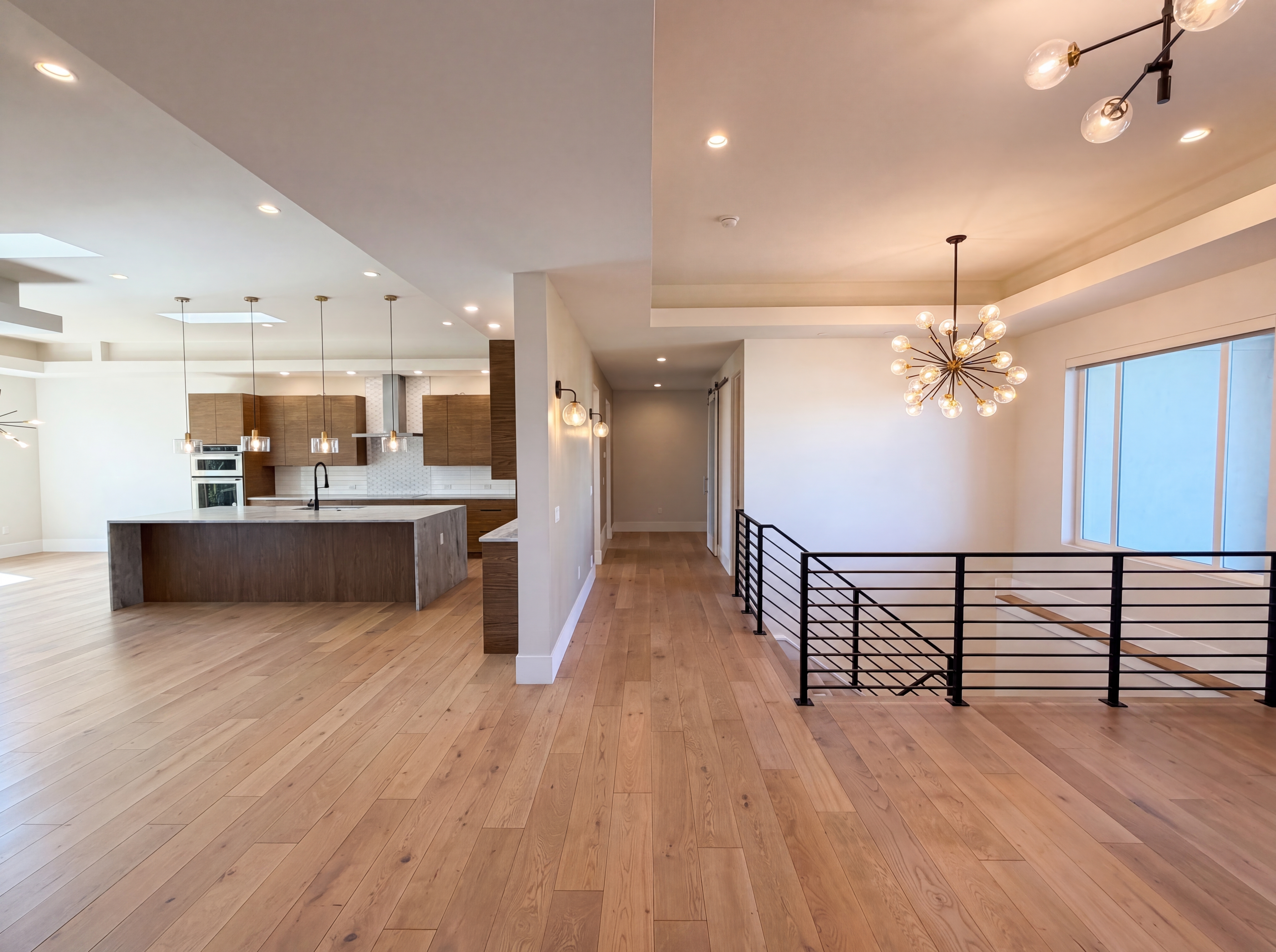 Photo 7 of 42 of 8804 S Brentwood St, Littleton, CO