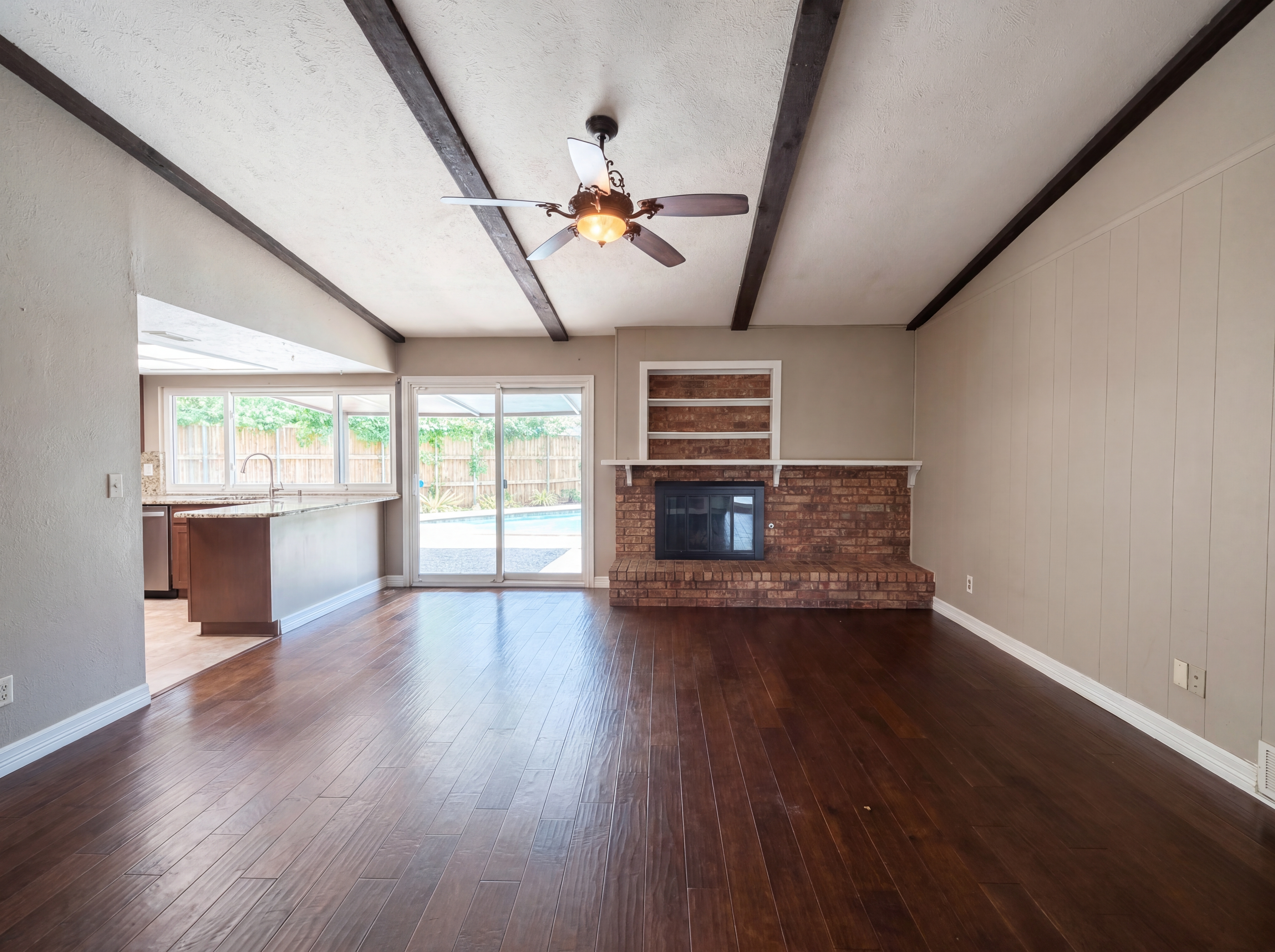 Photo 3 of 28 of 6302 Zanes Ct, Plano, TX