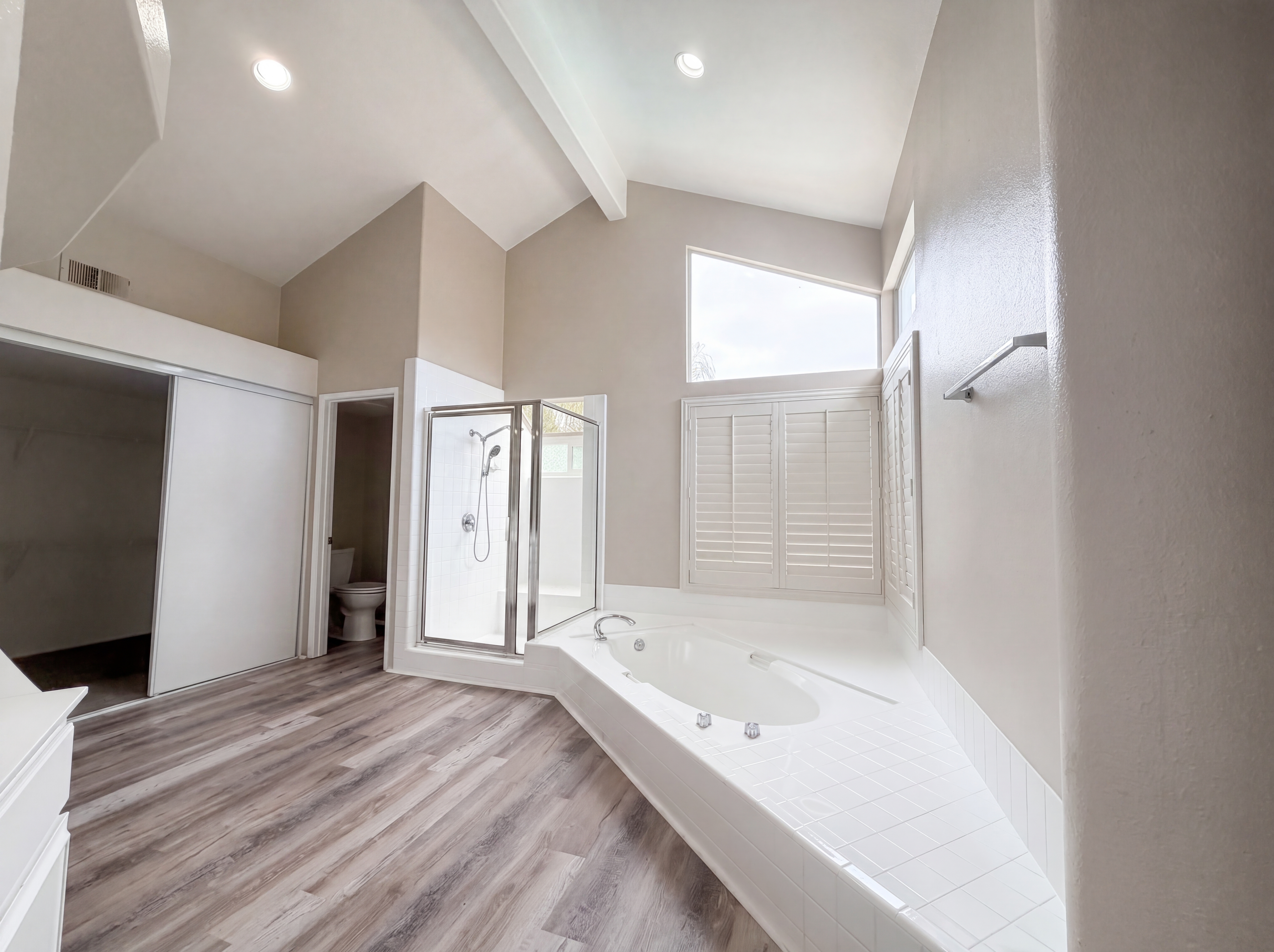 Photo 16 of 22 of 39676 Ridgedale Dr, Murrieta, CA