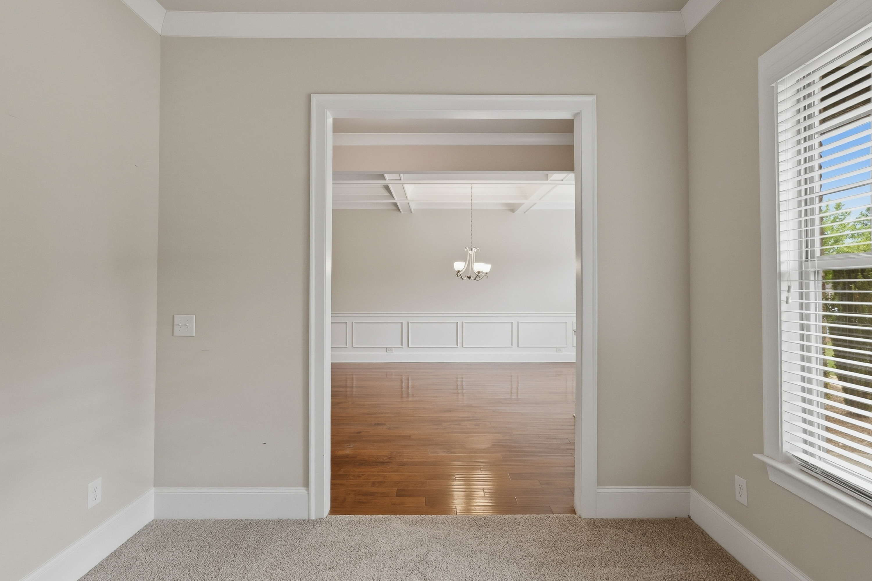 Photo 11 of 40 of 7112 Treveno Pl, Locust Grove, GA