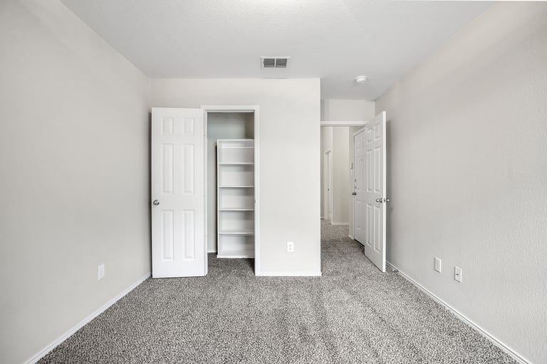 Photo 13 of 25 - 4844 Ambrosia Dr, Fort Worth, TX 76244