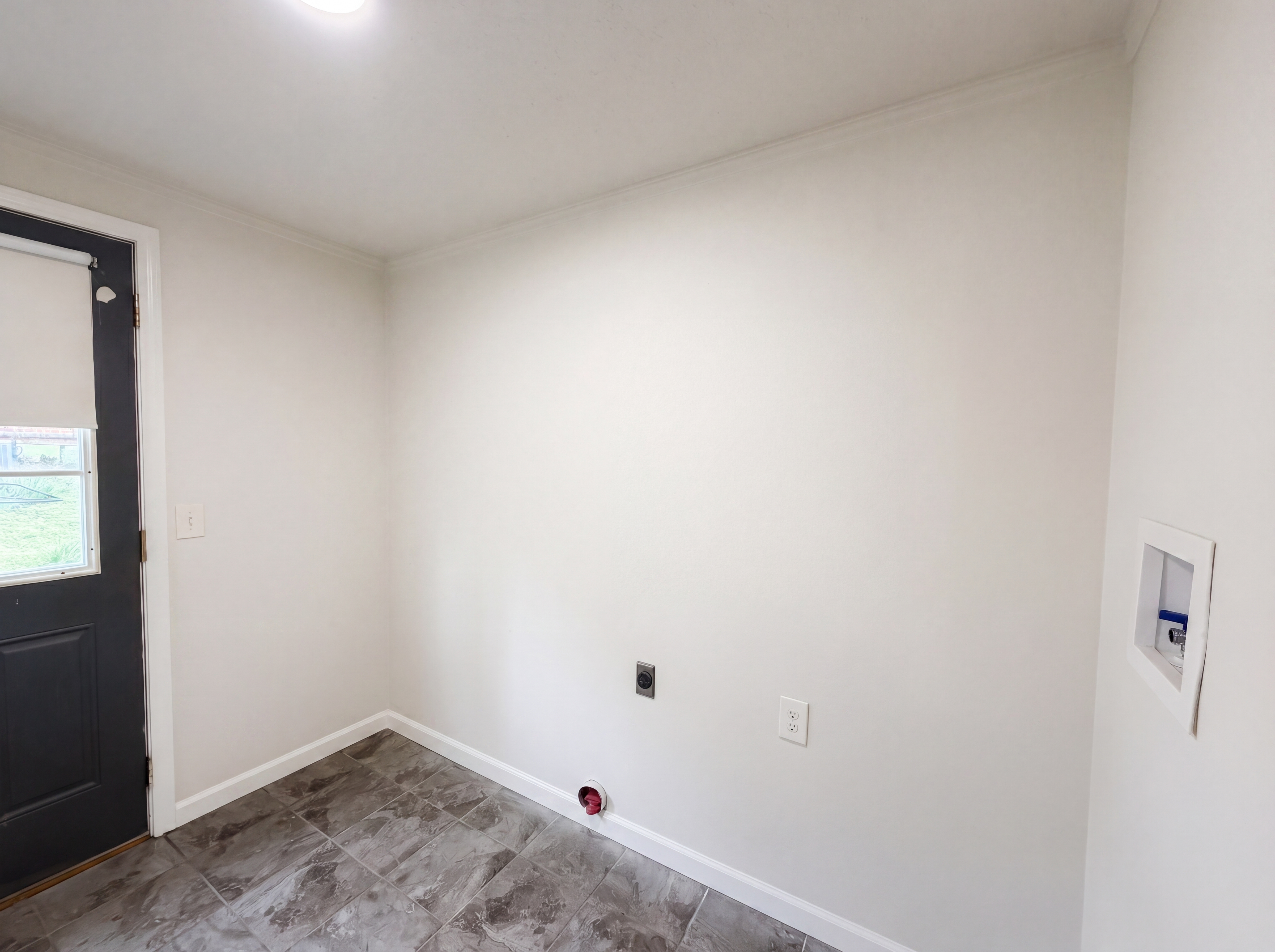 Photo 15 of 19 of 14326 Spring Dr, De Soto, MO