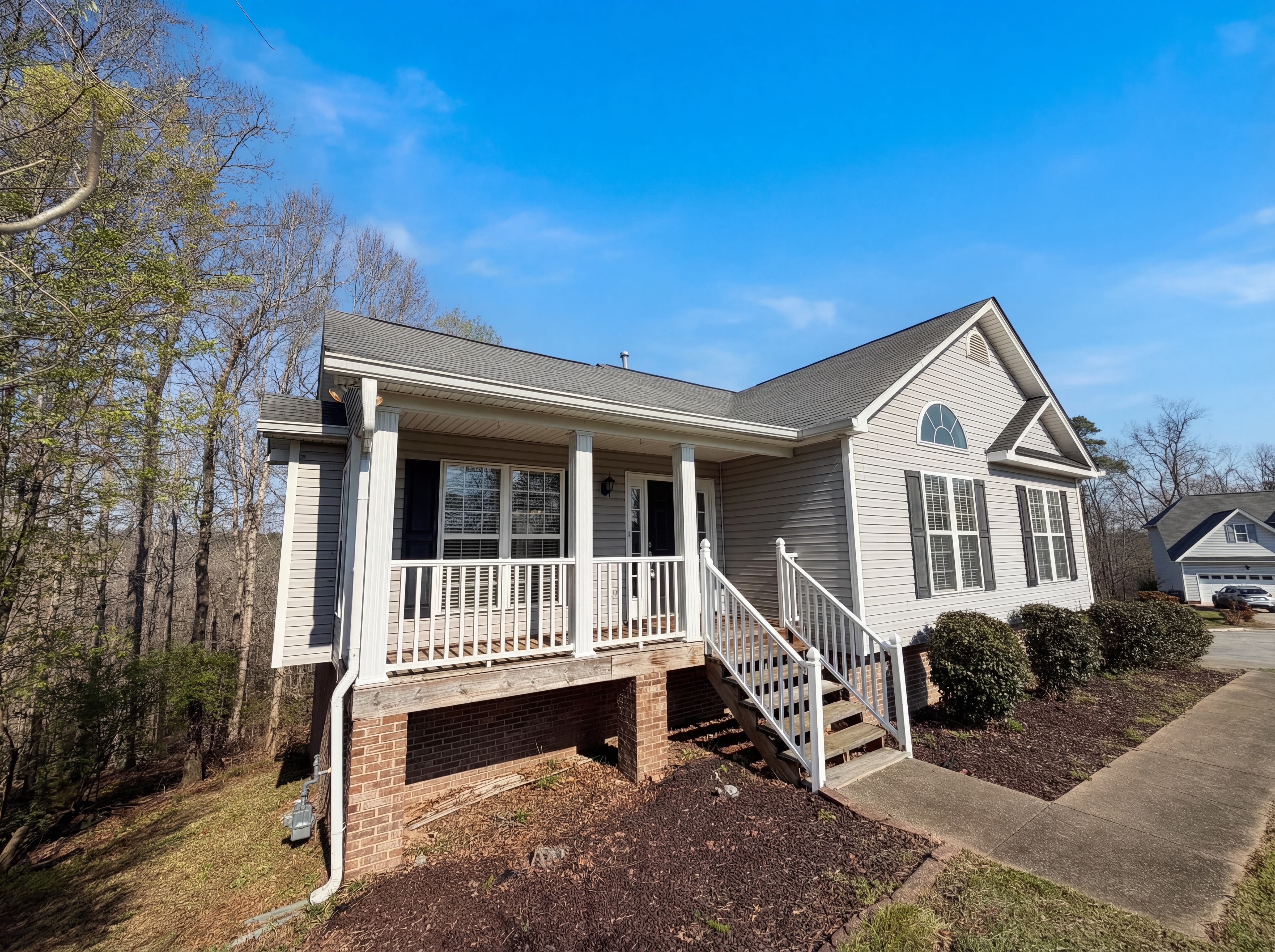 Photo 10 of 24 of 6937 Bucksland Dr, Ooltewah, TN