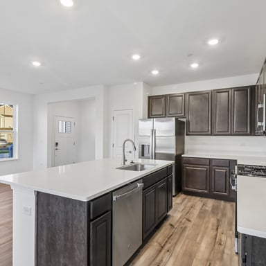 Property photo 2 of 643 Cassia Ct
