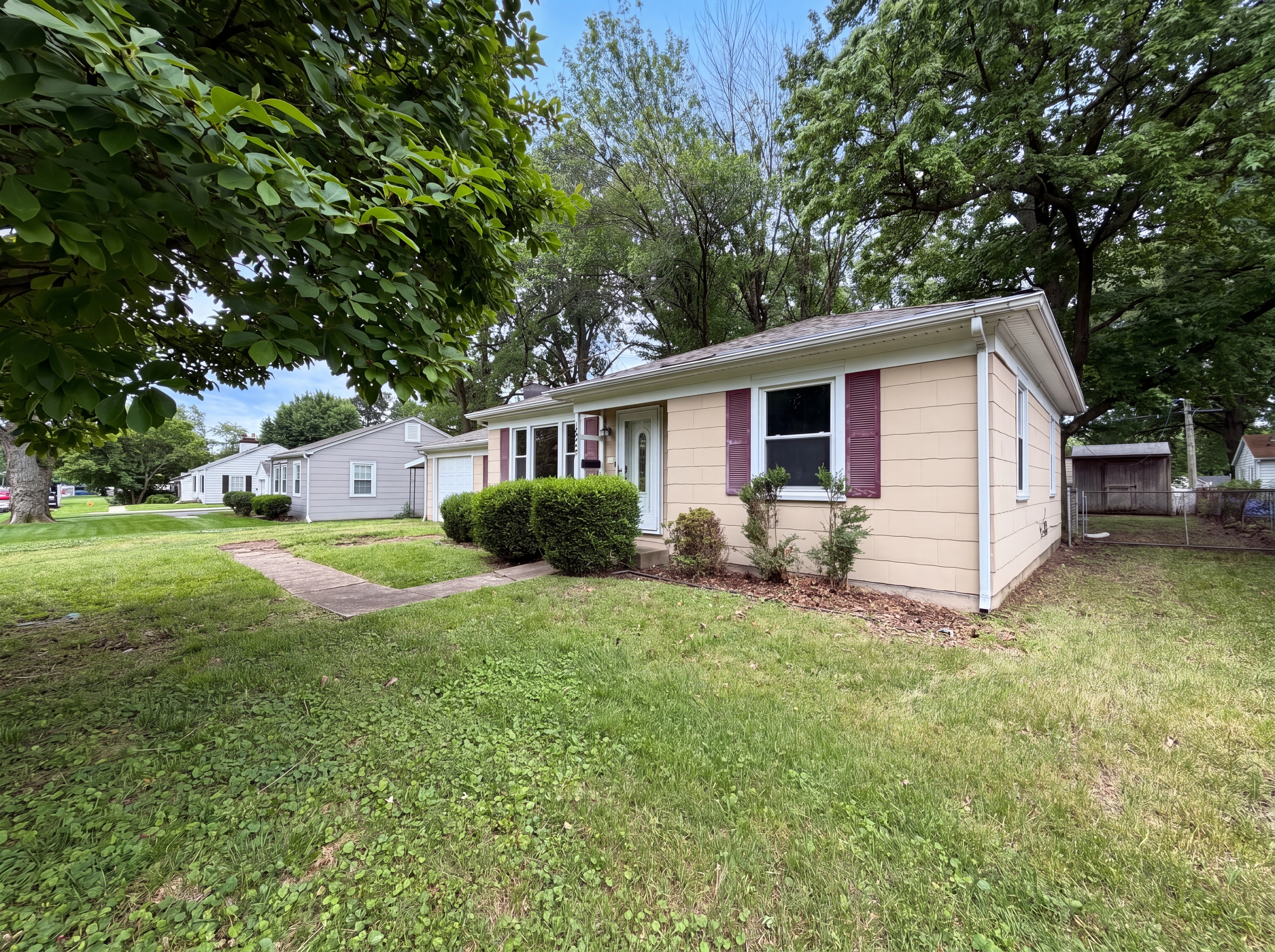 Photo 20 of 21 of 1607 N 17th St, Belleville, IL
