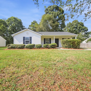 Property photo 1 of 330 Dreamland Ct