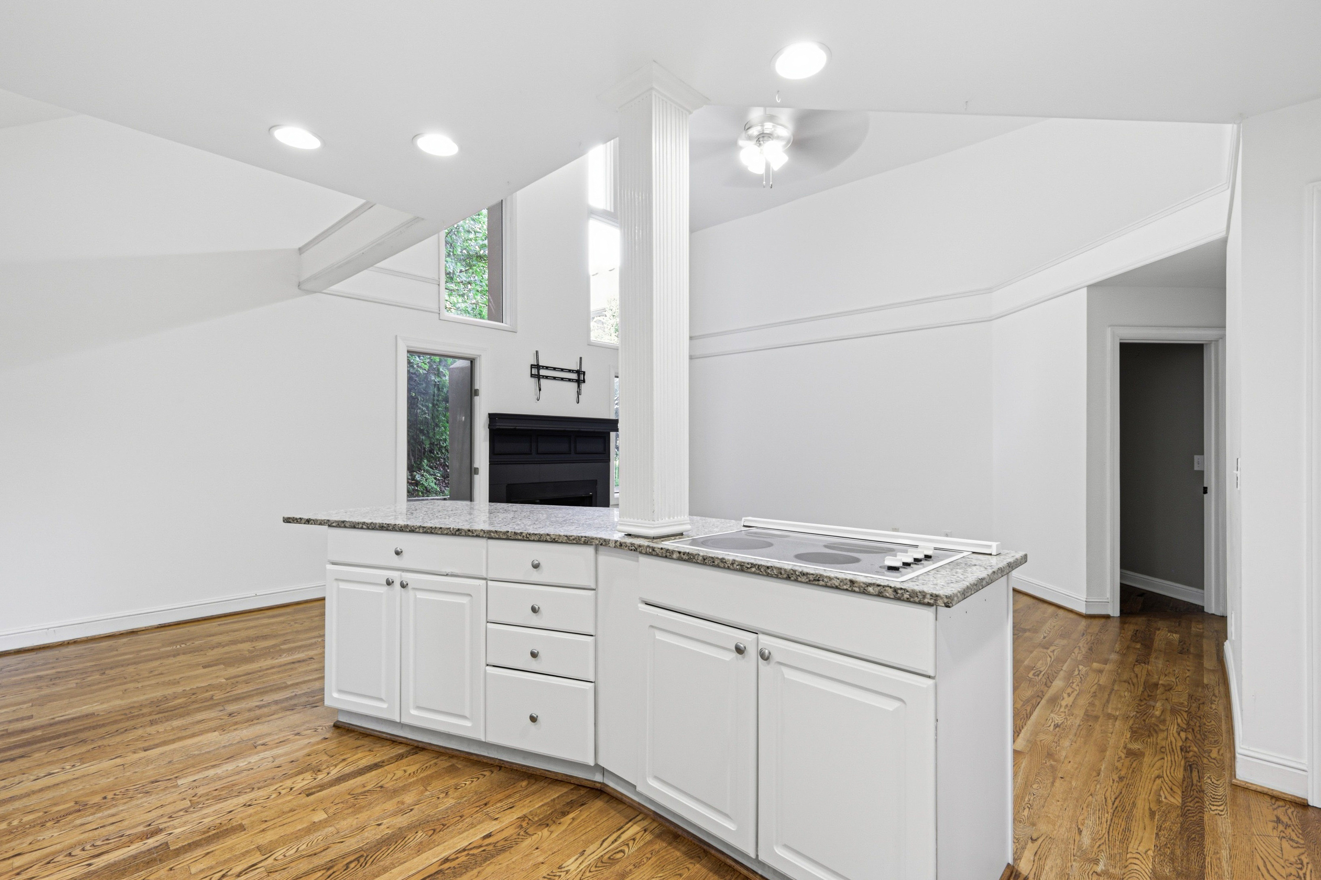 Photo 46 of 84 of 7030 Willowick Dr, Brentwood, TN
