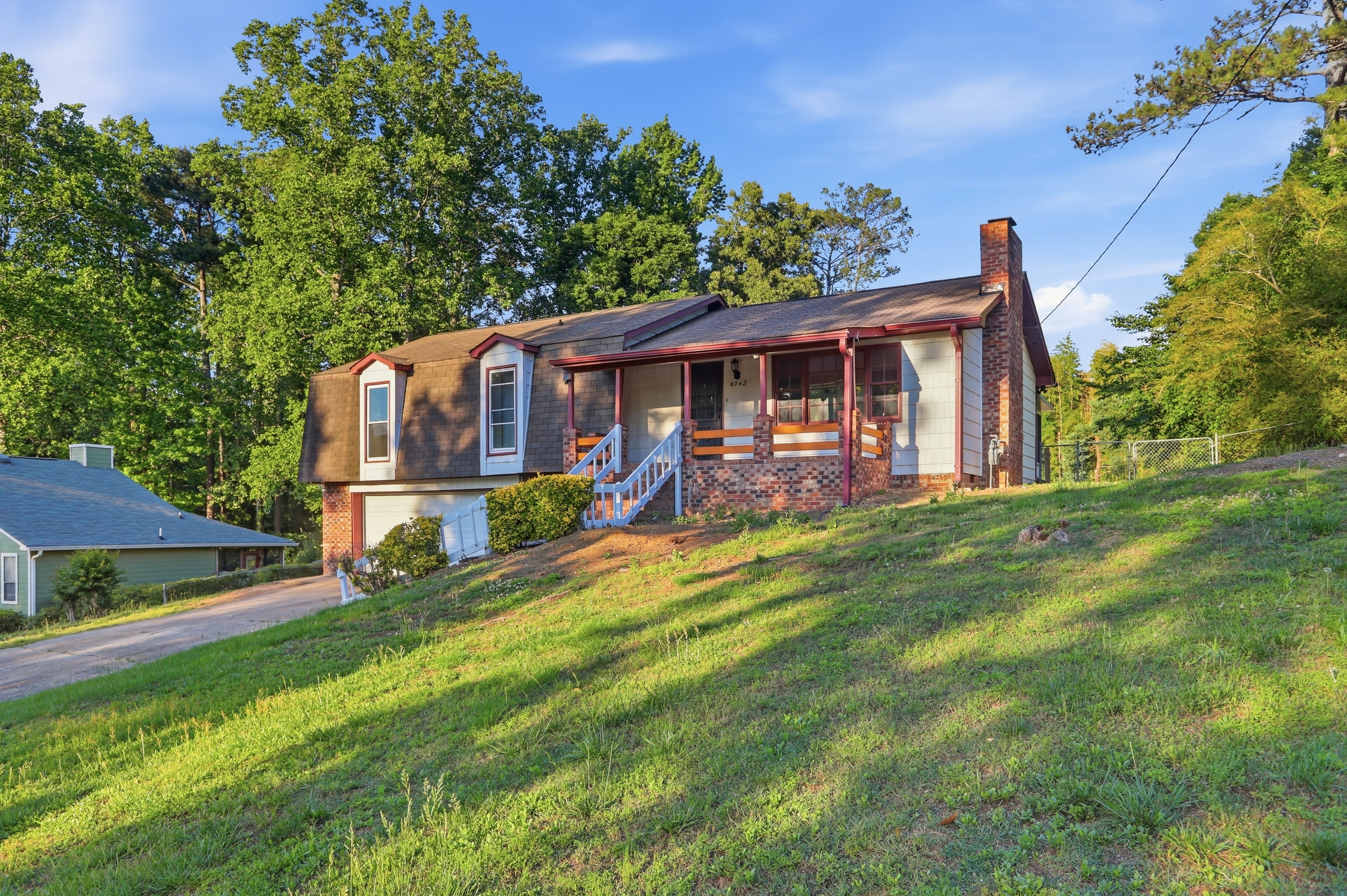 Photo 17 of 34 of 6742 Kellogg Dr, Acworth, GA