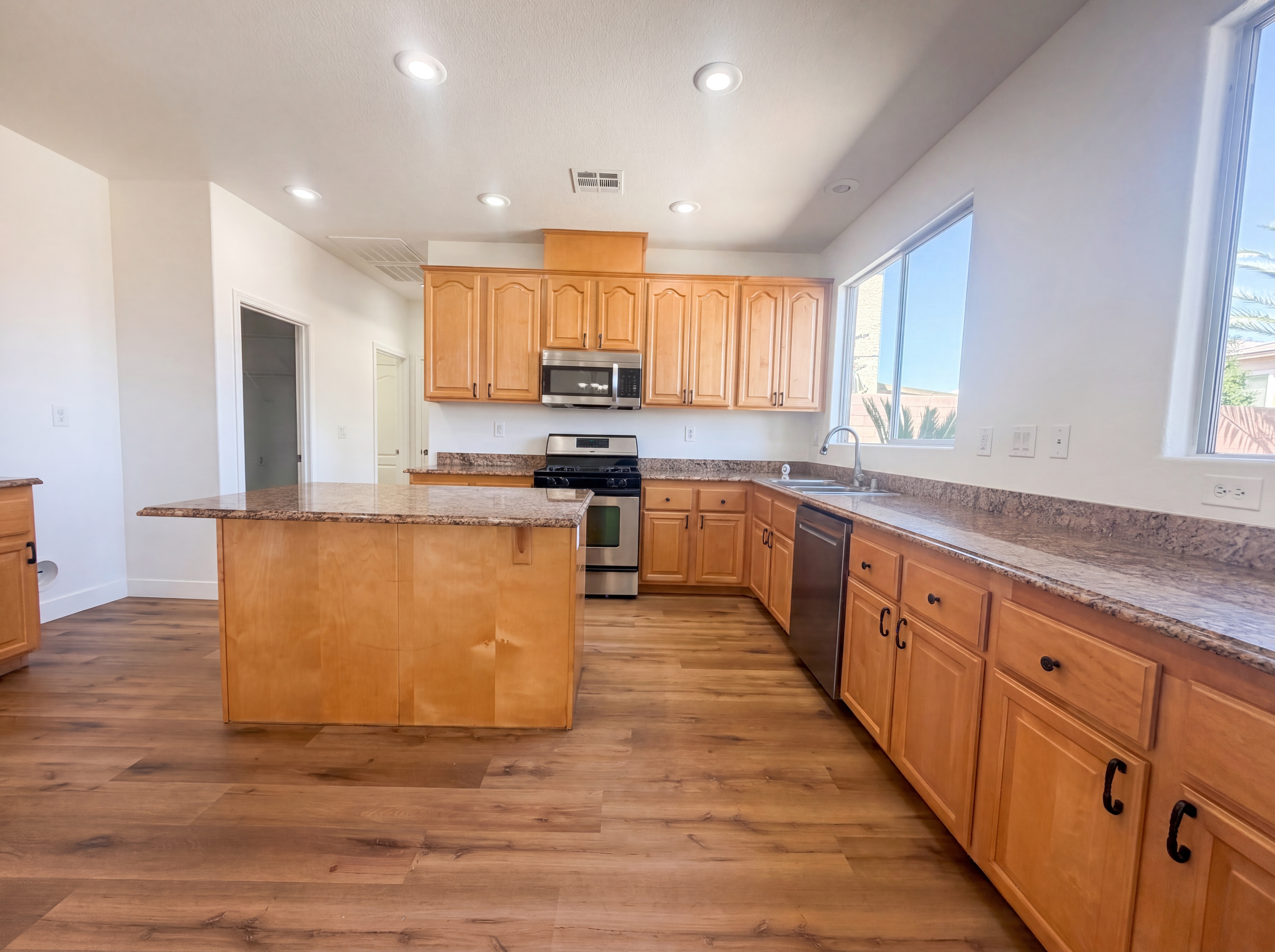 Photo 2 of 24 of 6224 Silver Edge St, North Las Vegas, NV