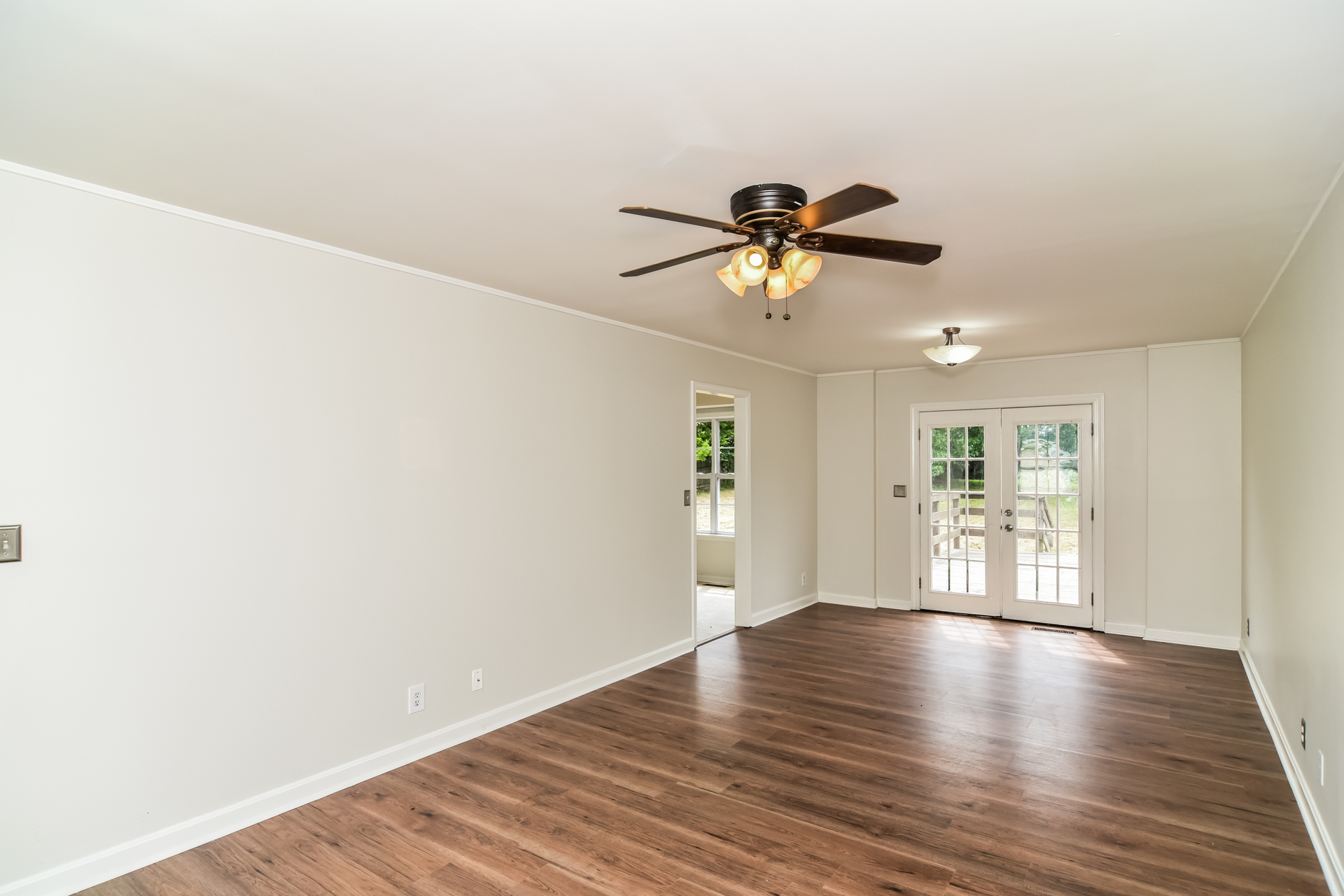 Photo 8 of 21 of 224 Pappy Dr, Oak Grove, KY