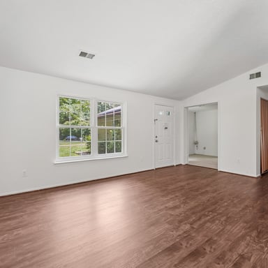 Property photo 3 of 1502 Clearfield Cir