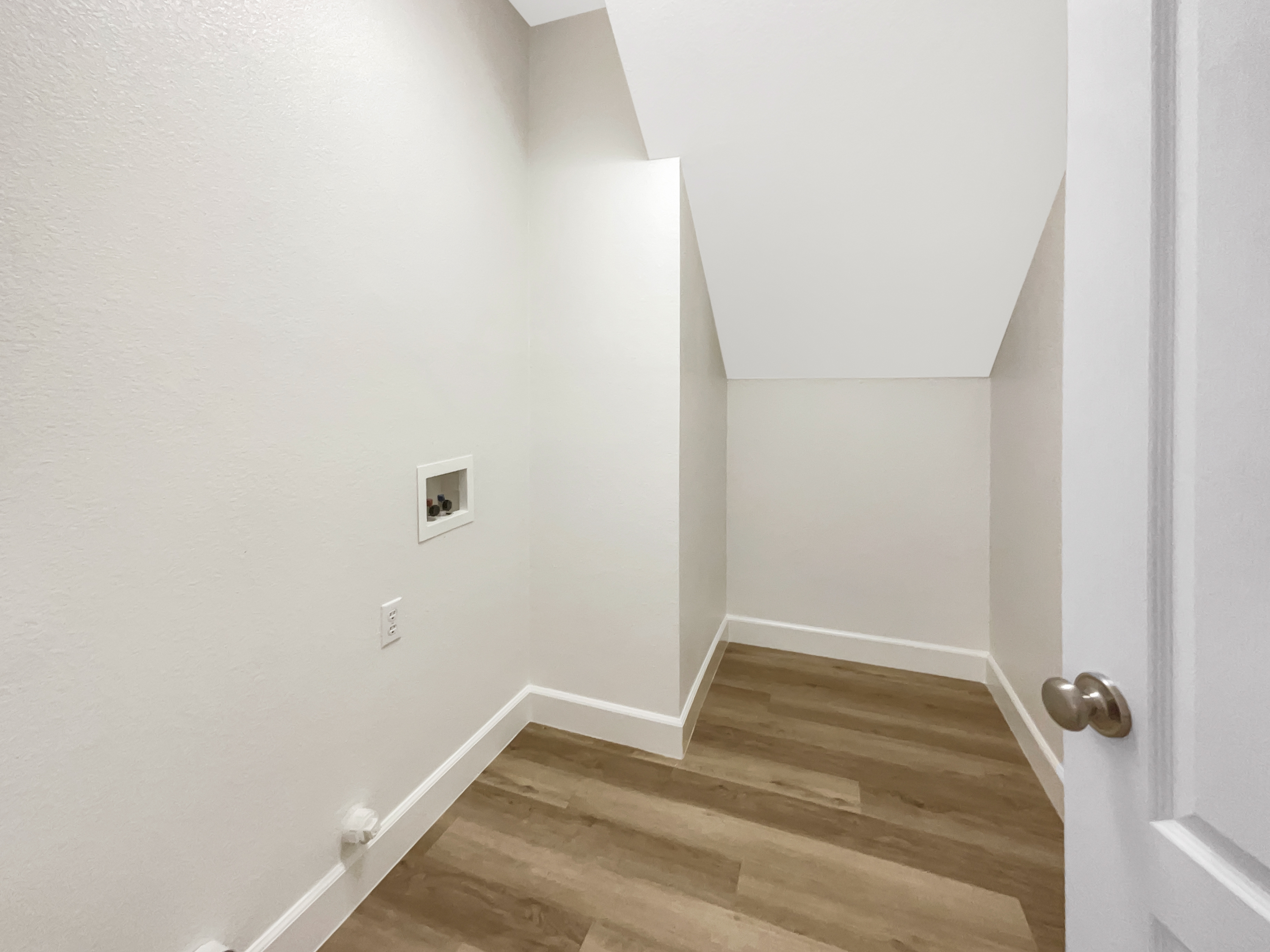 Photo 23 of 47 of 1709 Monte Vista Ct, West Sacramento, CA
