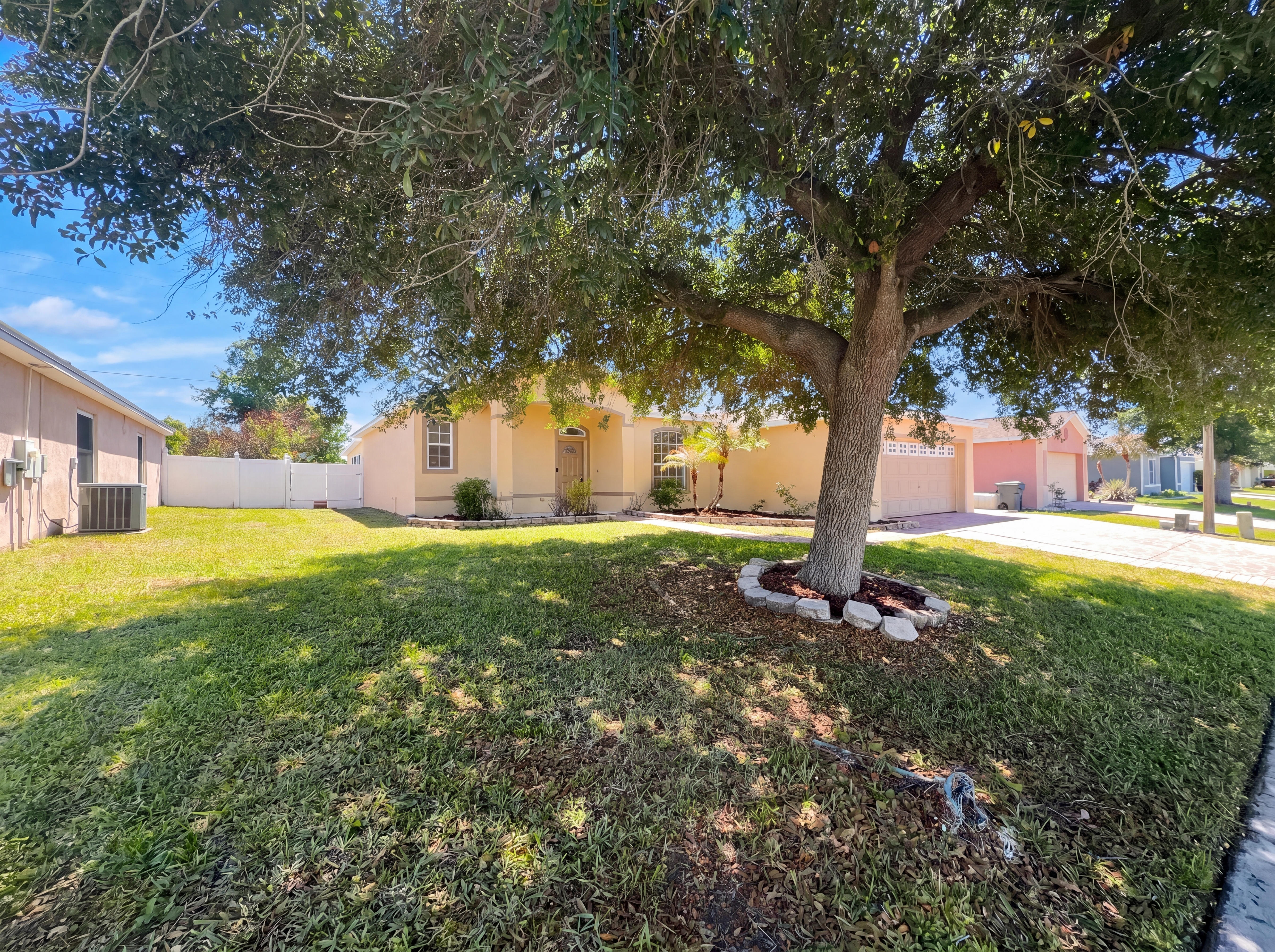 Photo 19 of 22 of 6457 Myrtlewood Dr, Lakeland, FL