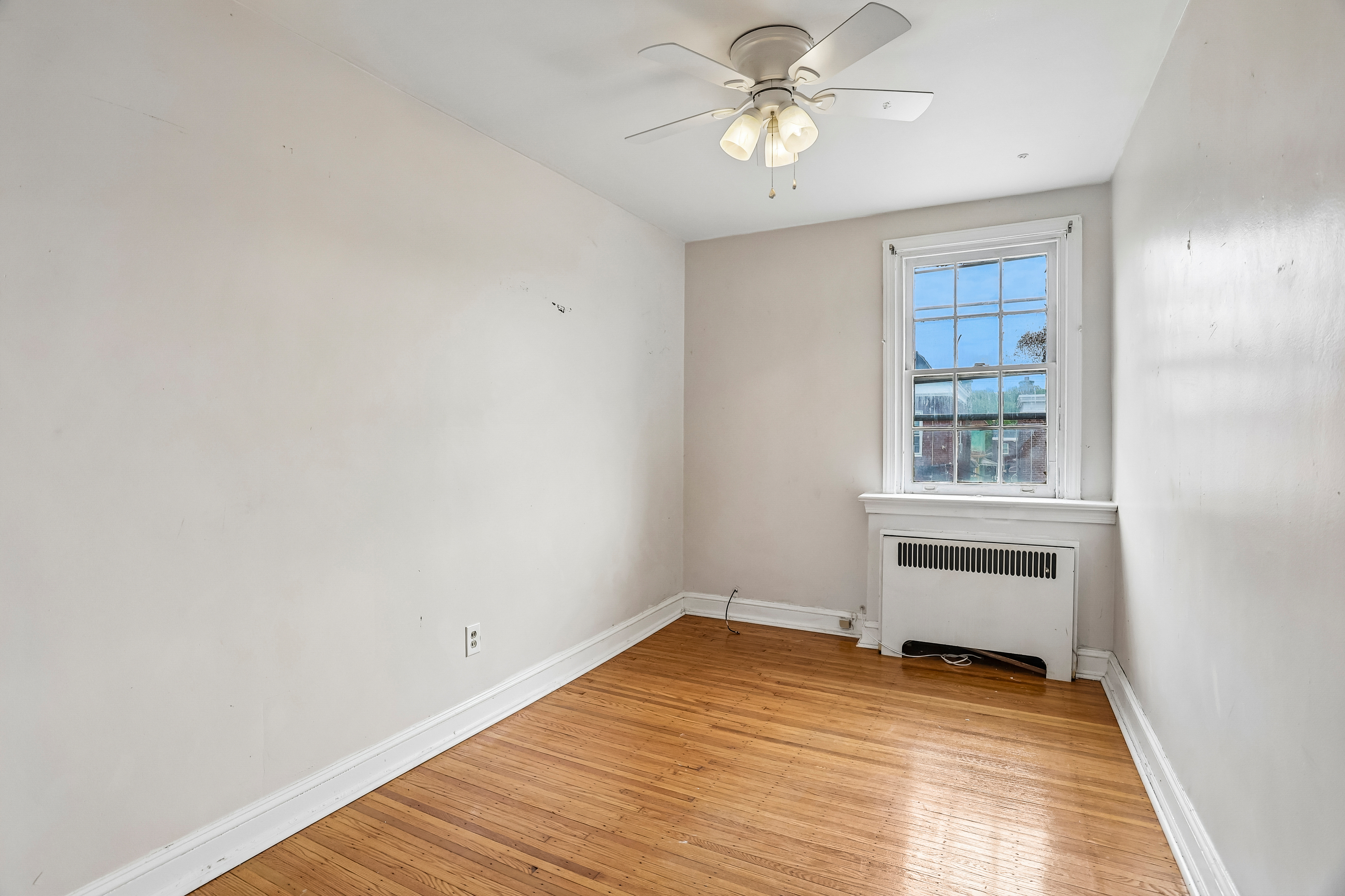 Photo 37 of 45 of 727 Cypress St, Lansdowne, PA