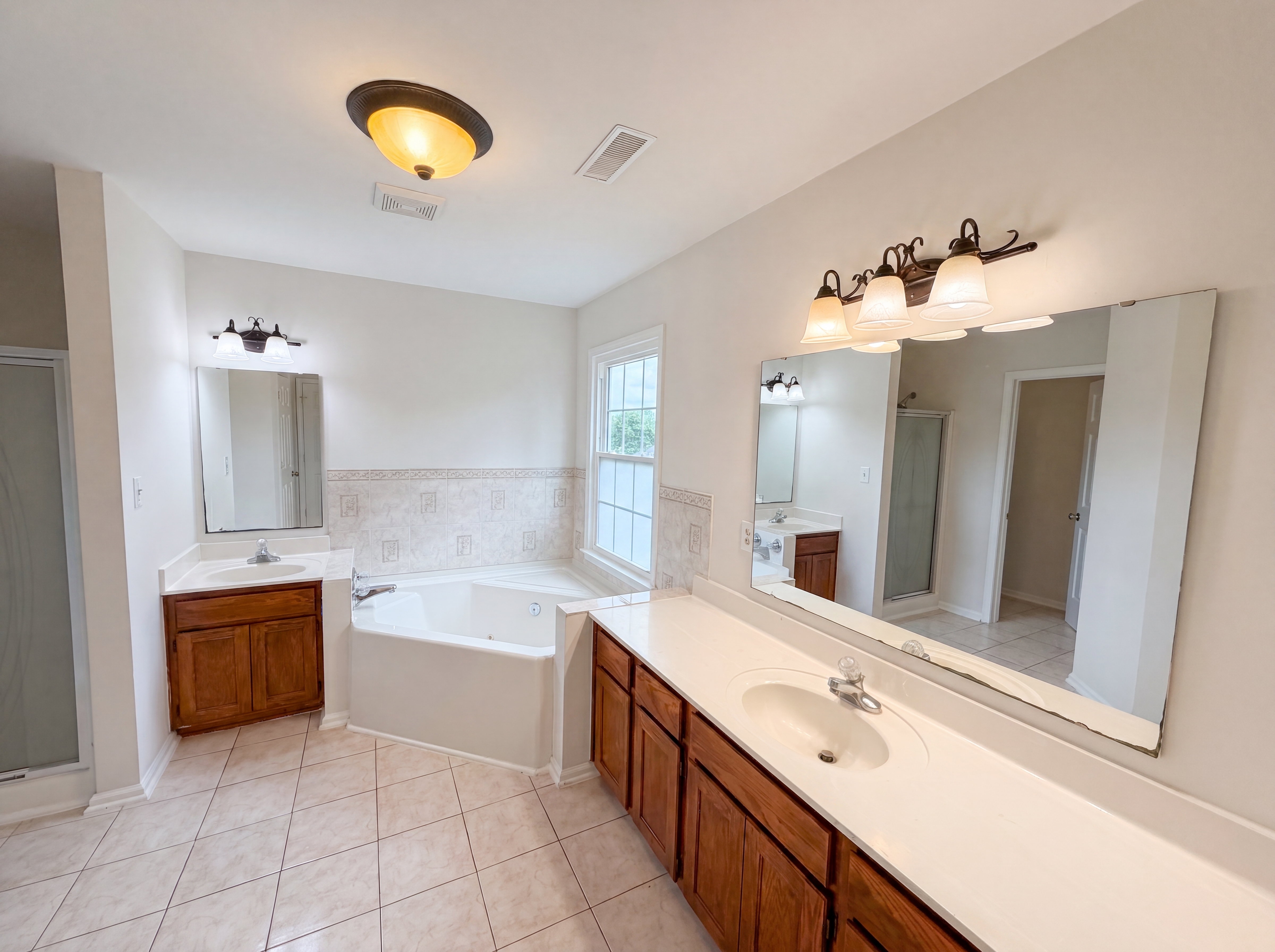 Photo 8 of 23 of 417 Vincent Ct, Salisbury, NC