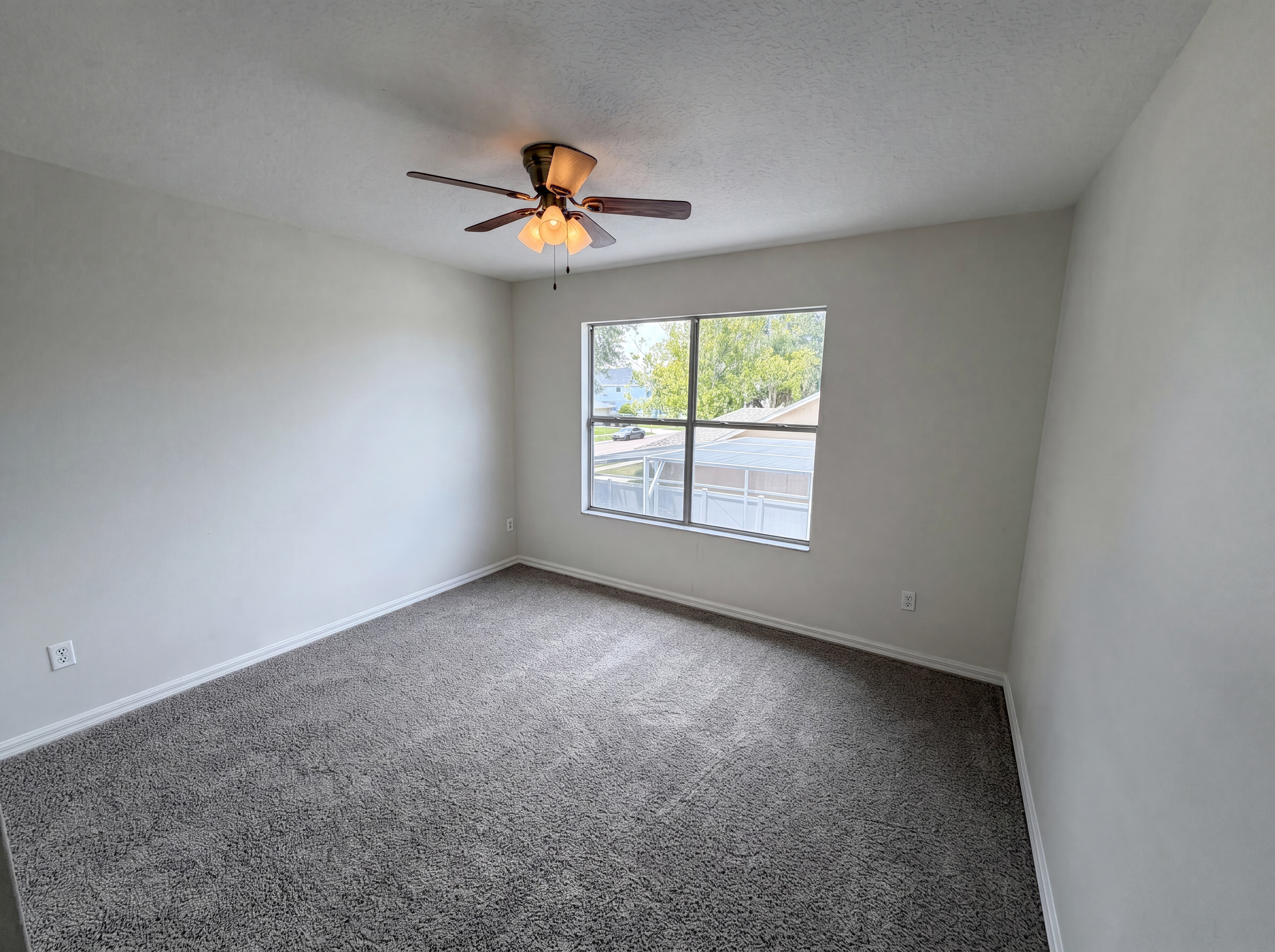 Photo 31 of 43 of 2270 Blossomwood Dr, Oviedo, FL