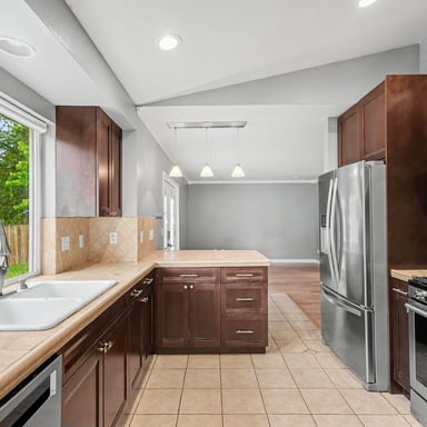 Property photo 2 of 35620 92nd Avenue Ct S