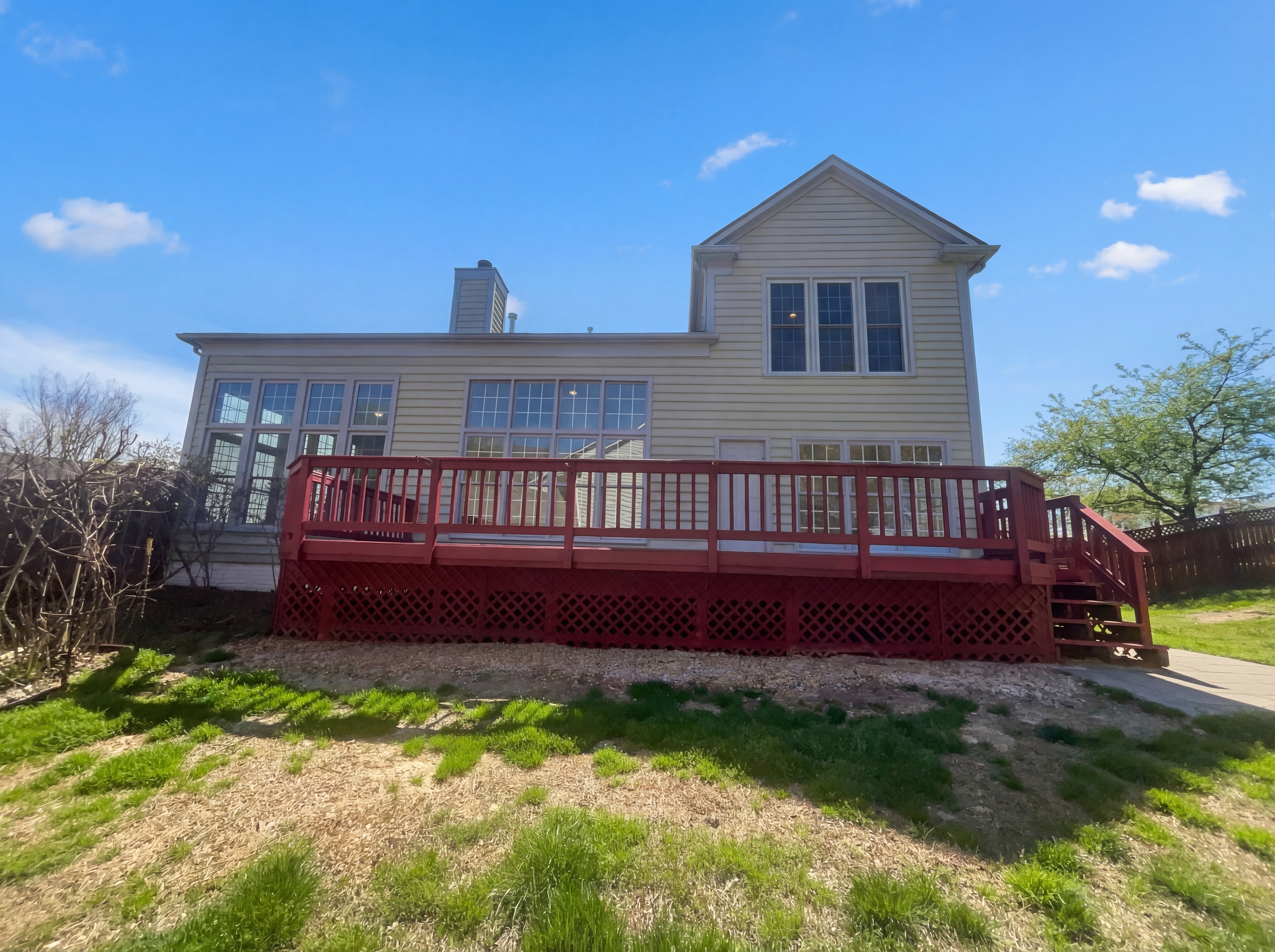 Photo 5 of 54 of 8396 Westpointe Dr, Fairfax Station, VA