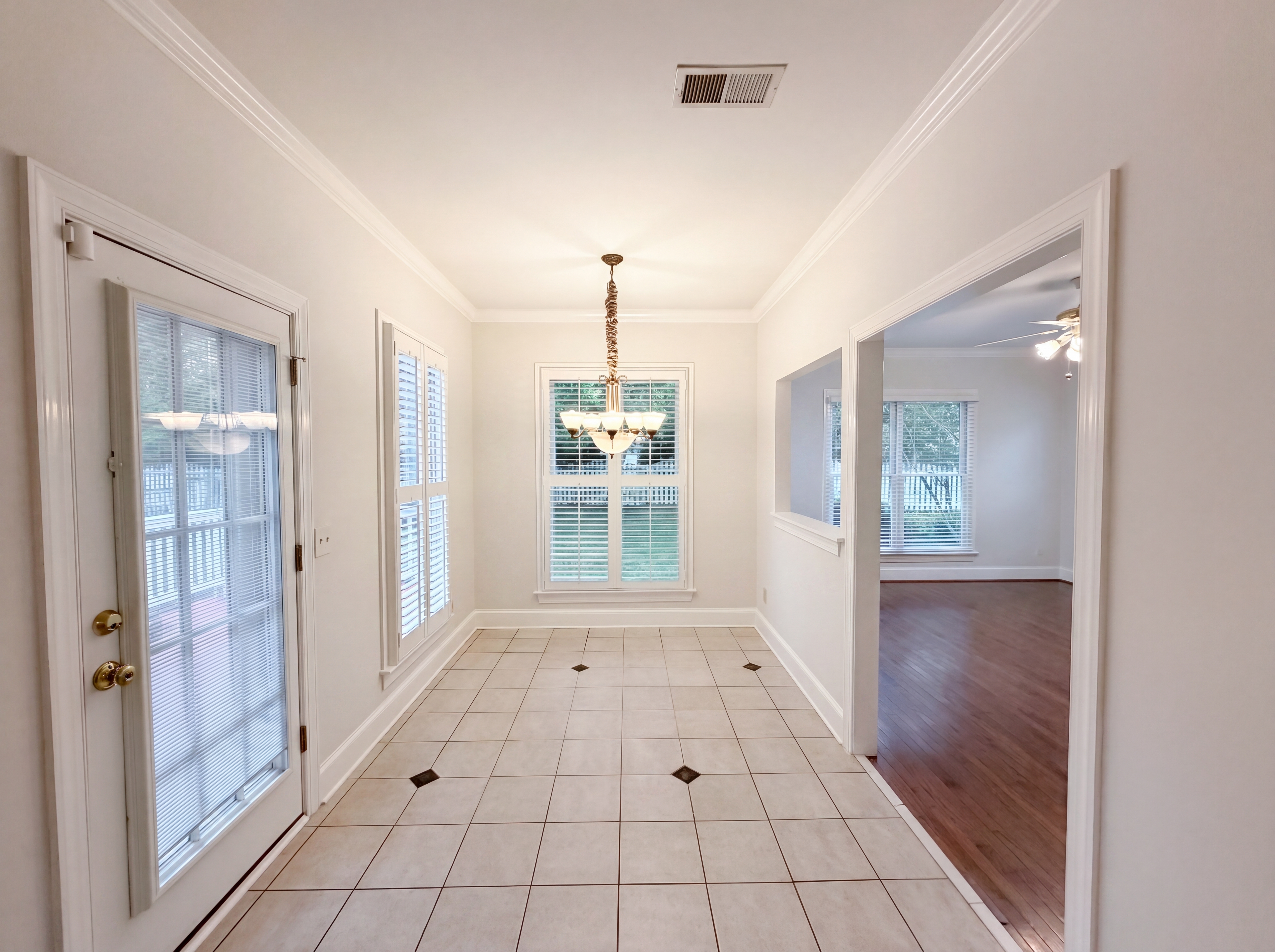 Photo 8 of 23 of 7906 Elphin Ct, Charlotte, NC