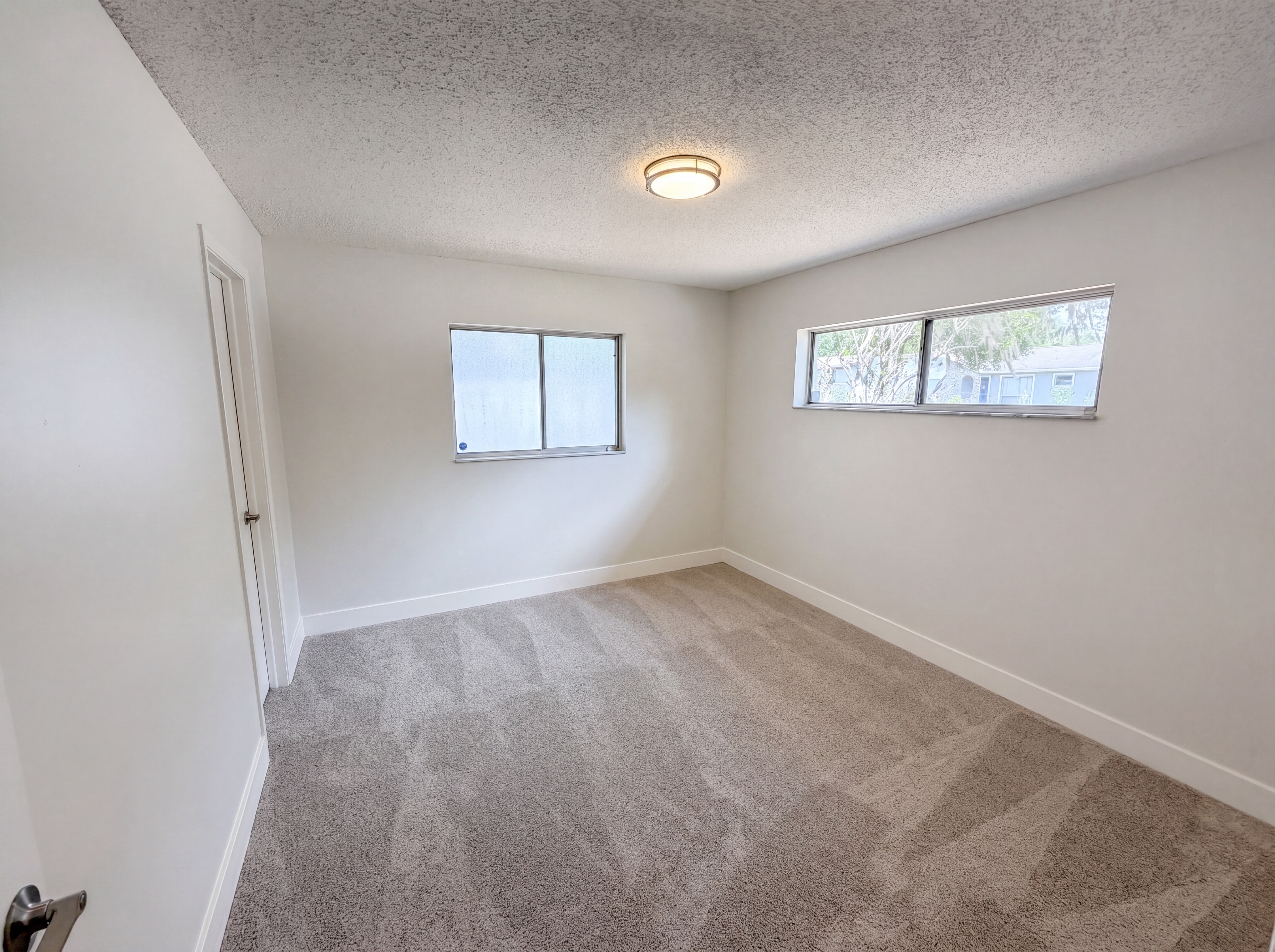 Photo 10 of 25 of 2768 Galatian Pl, Orlando, FL