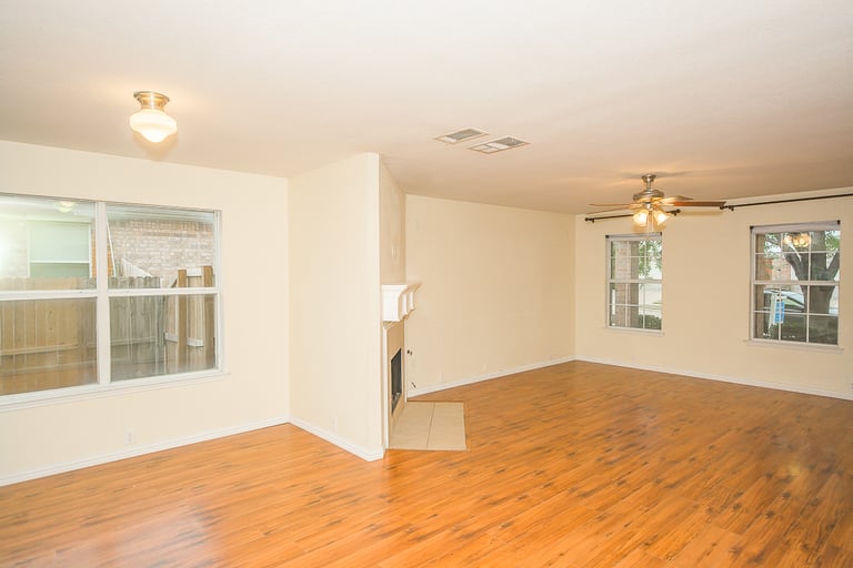 Photo 6 of 27 - 3003 Marigold Dr, Wylie, TX 75098