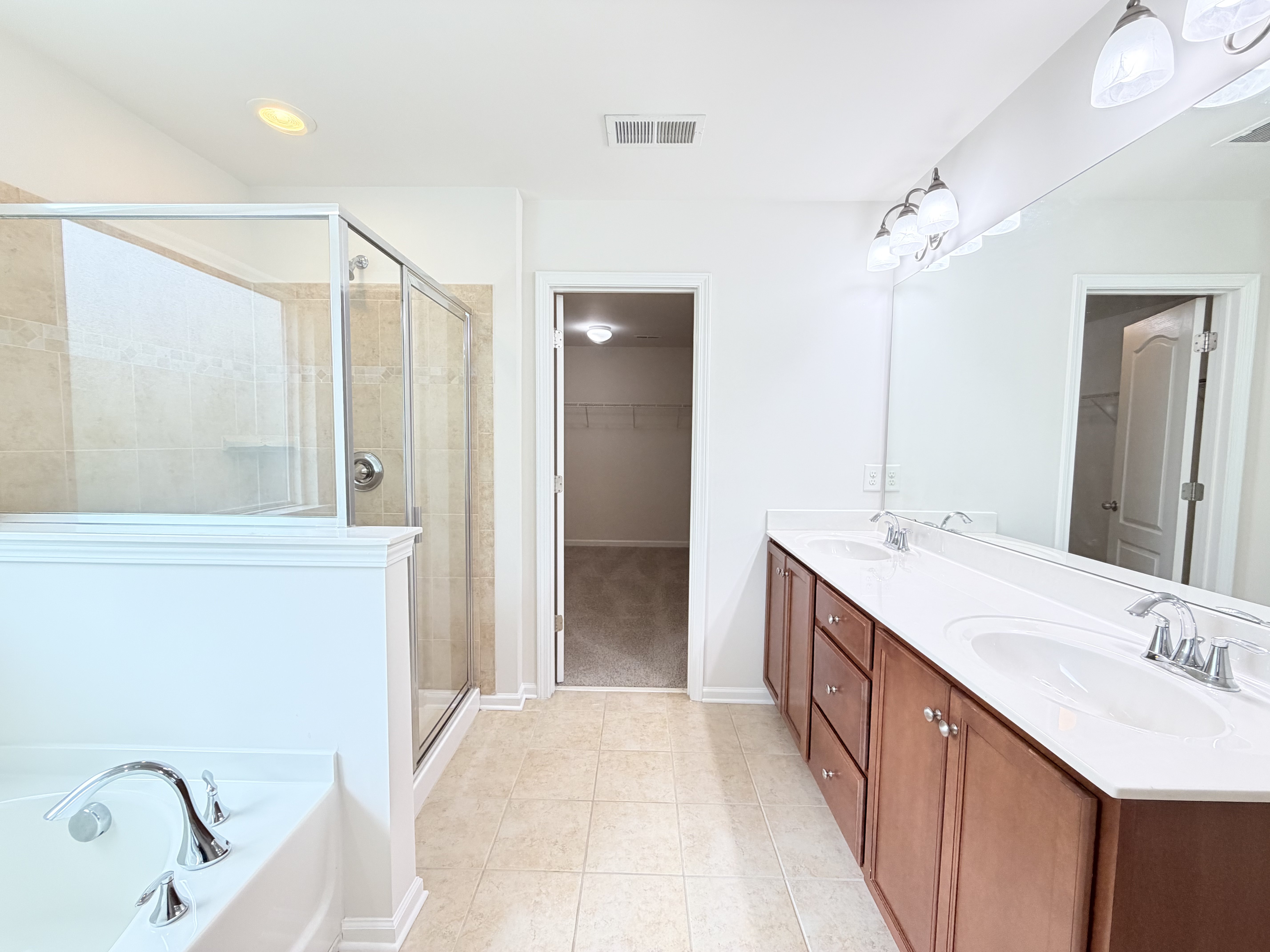 Photo 19 of 26 of 7230 Kinley Commons Ln, Charlotte, NC
