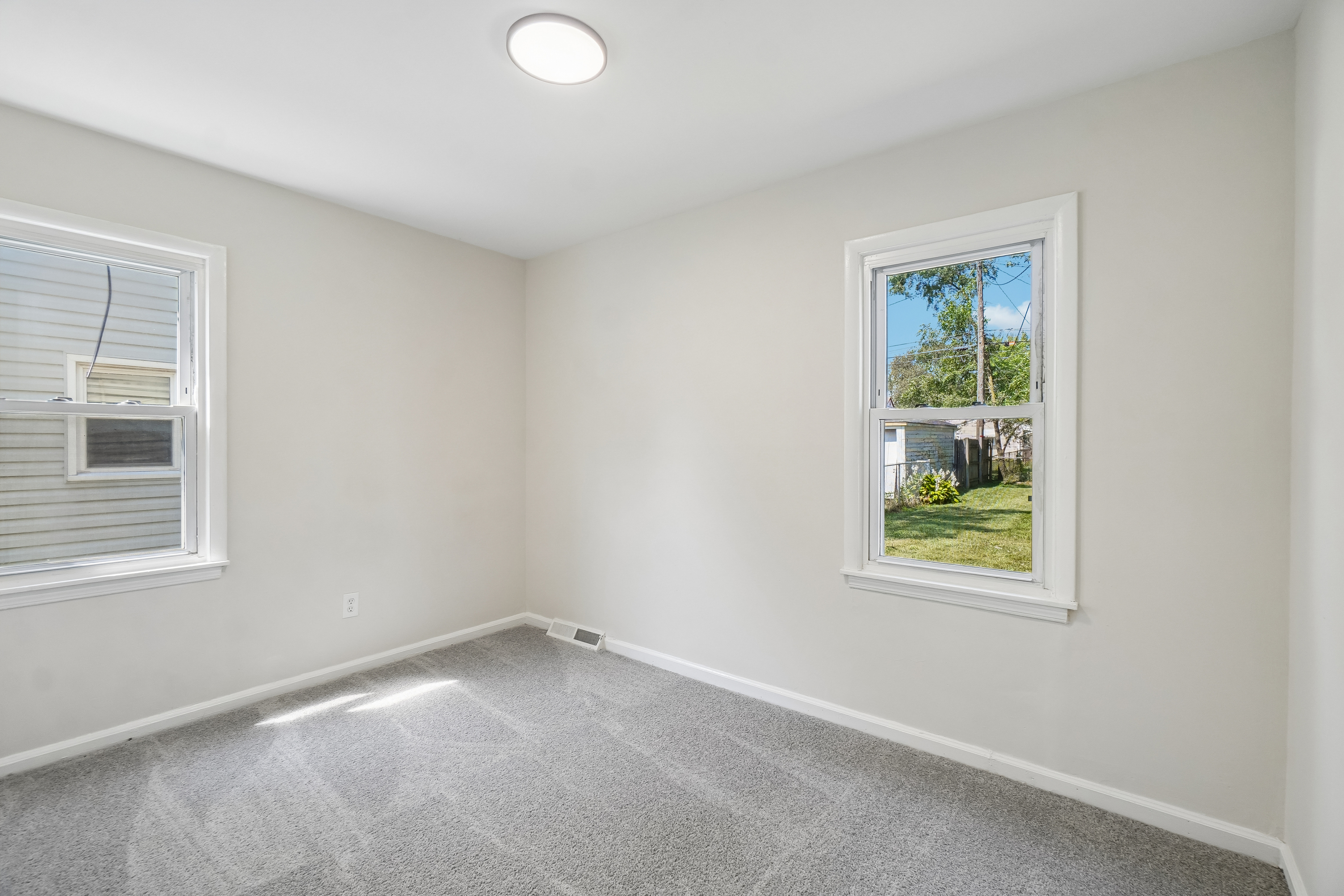 Photo 26 of 40 of 24346 Lehigh St, Dearborn Heights, MI