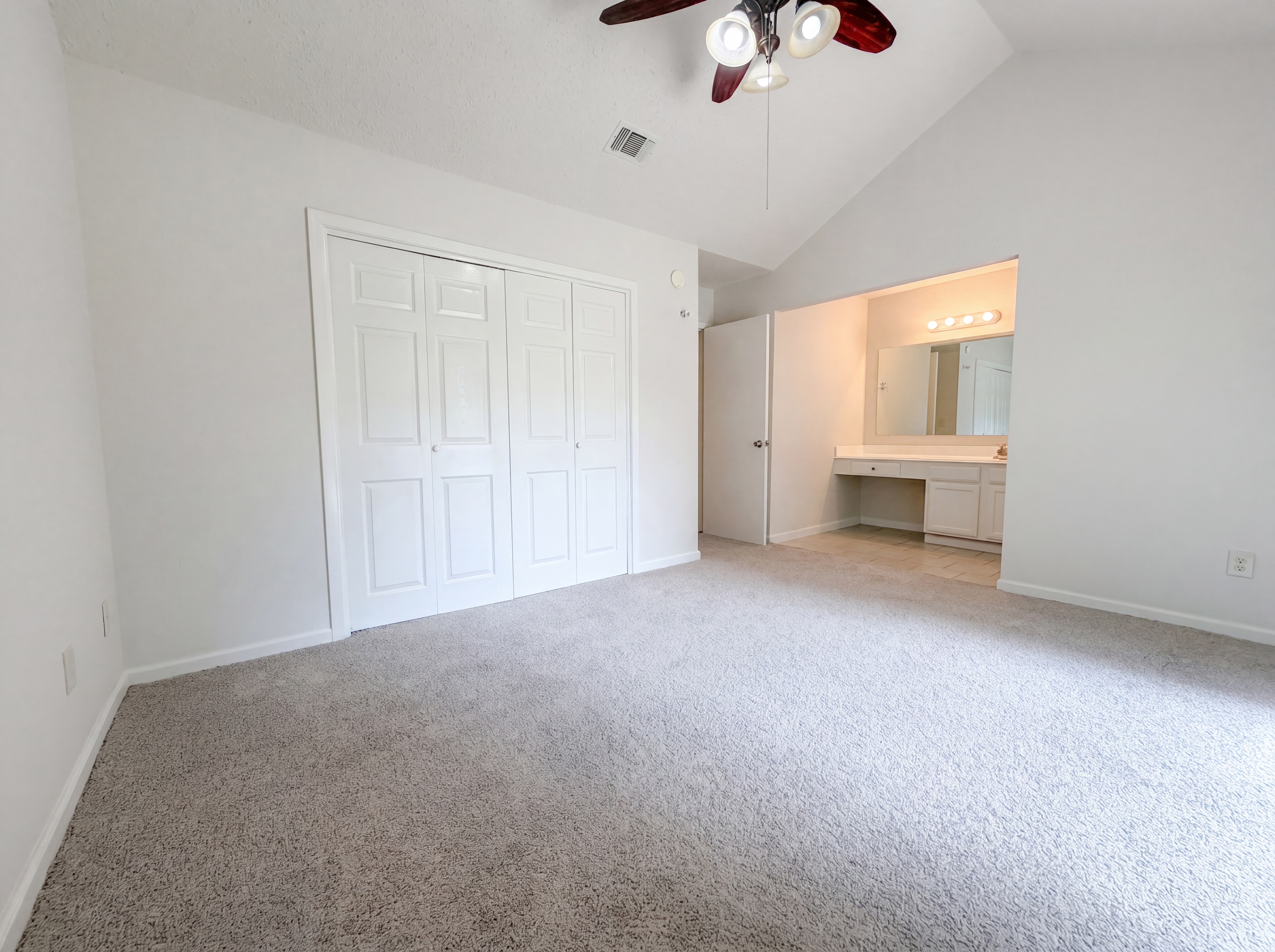Photo 4 of 16 of 21403 Park Bishop Dr, Katy, TX
