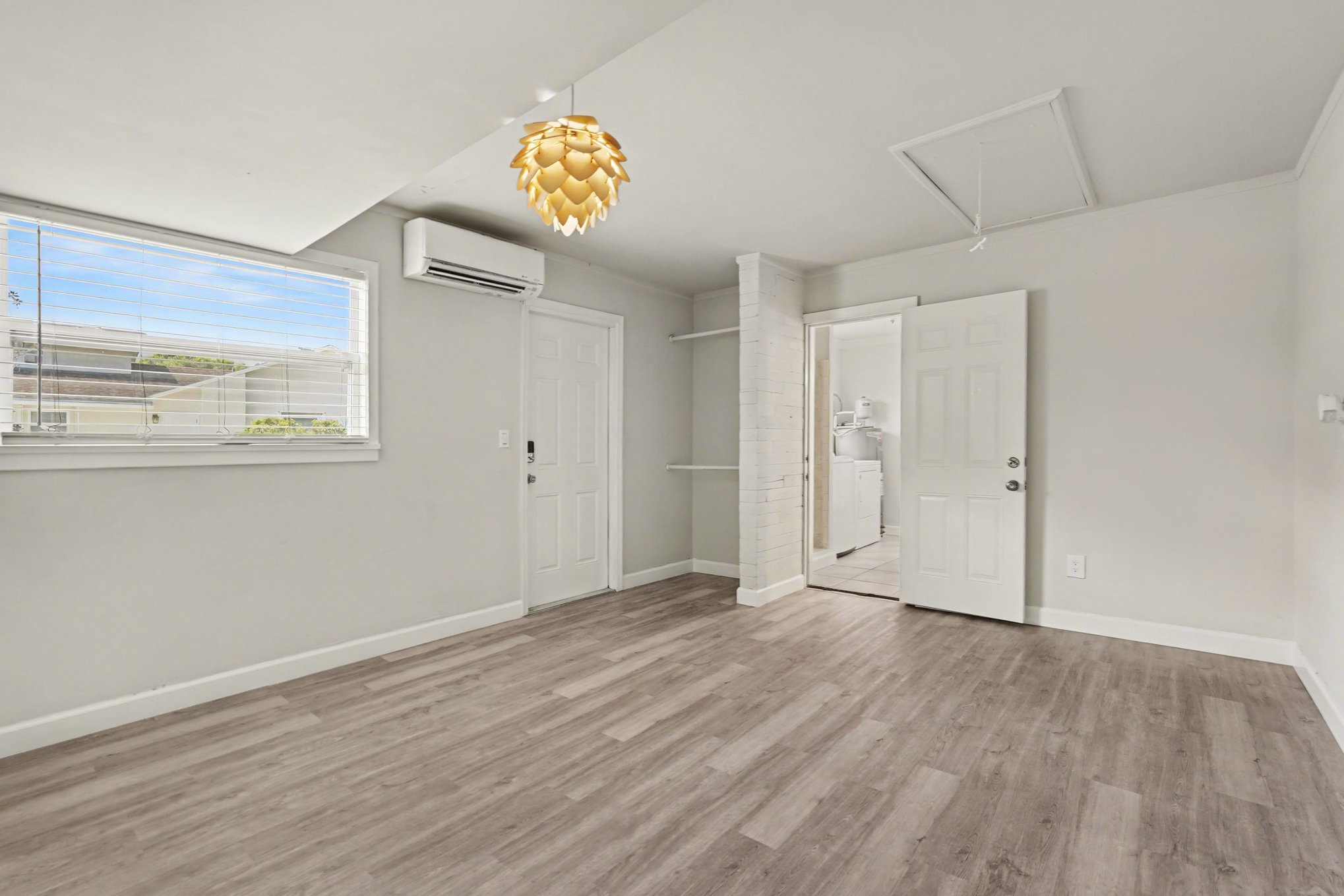 Photo 8 of 20 of 767 Rolling Hill Dr, Sebastian, FL