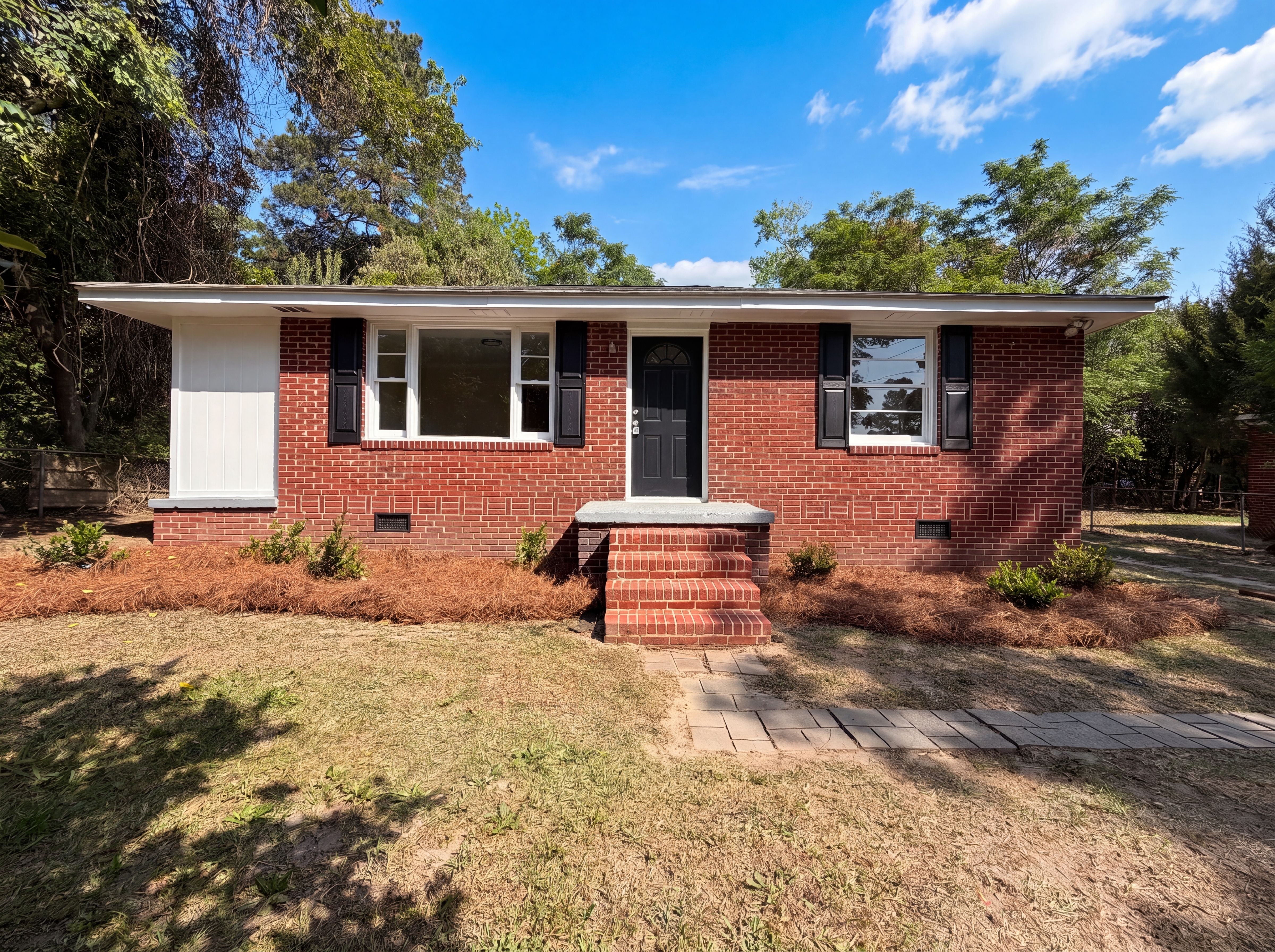 Photo 14 of 17 of 2112 Axson St, Cayce, SC