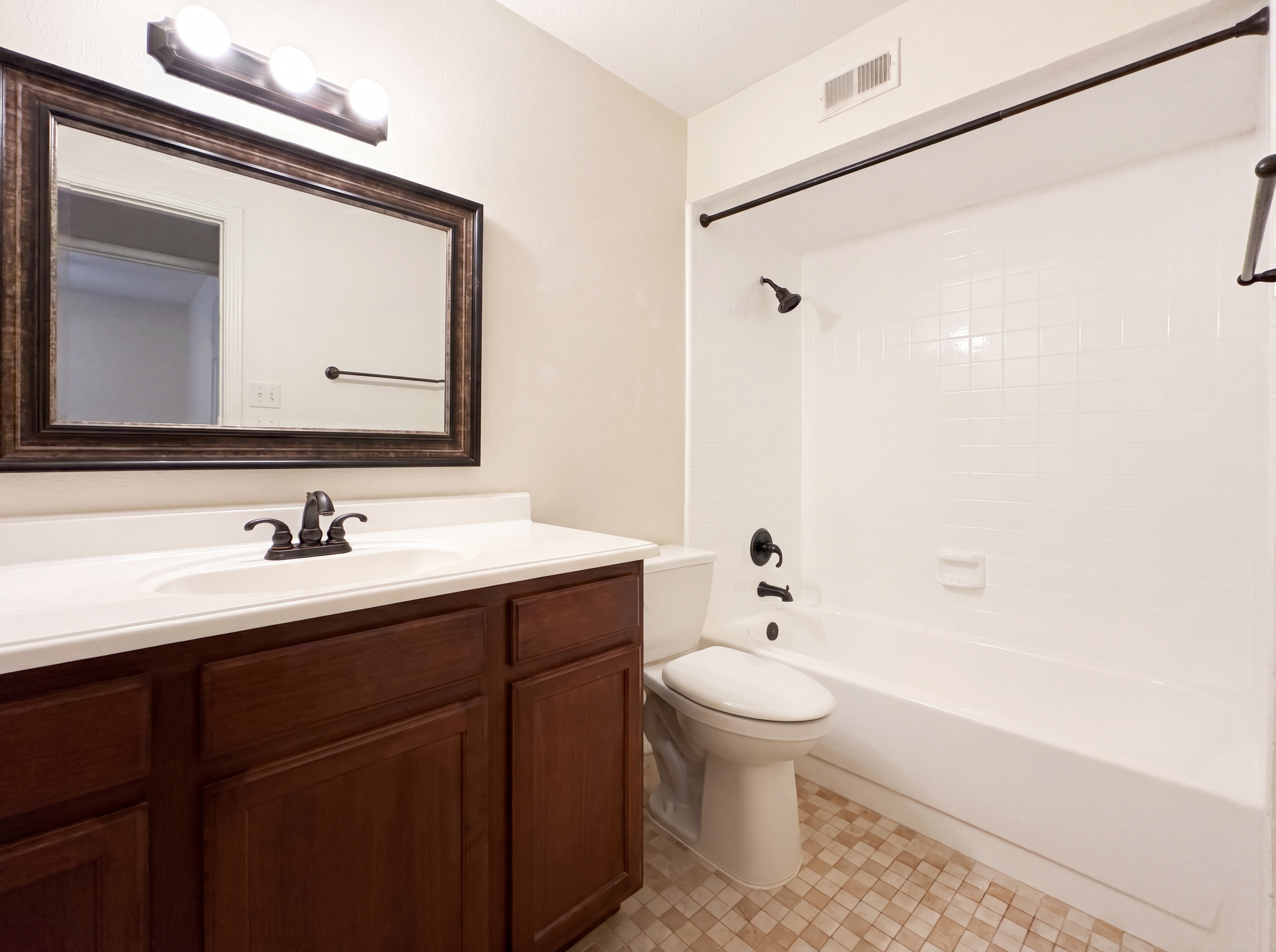 Photo 12 of 21 of 1332 Kesser Dr, Plano, TX
