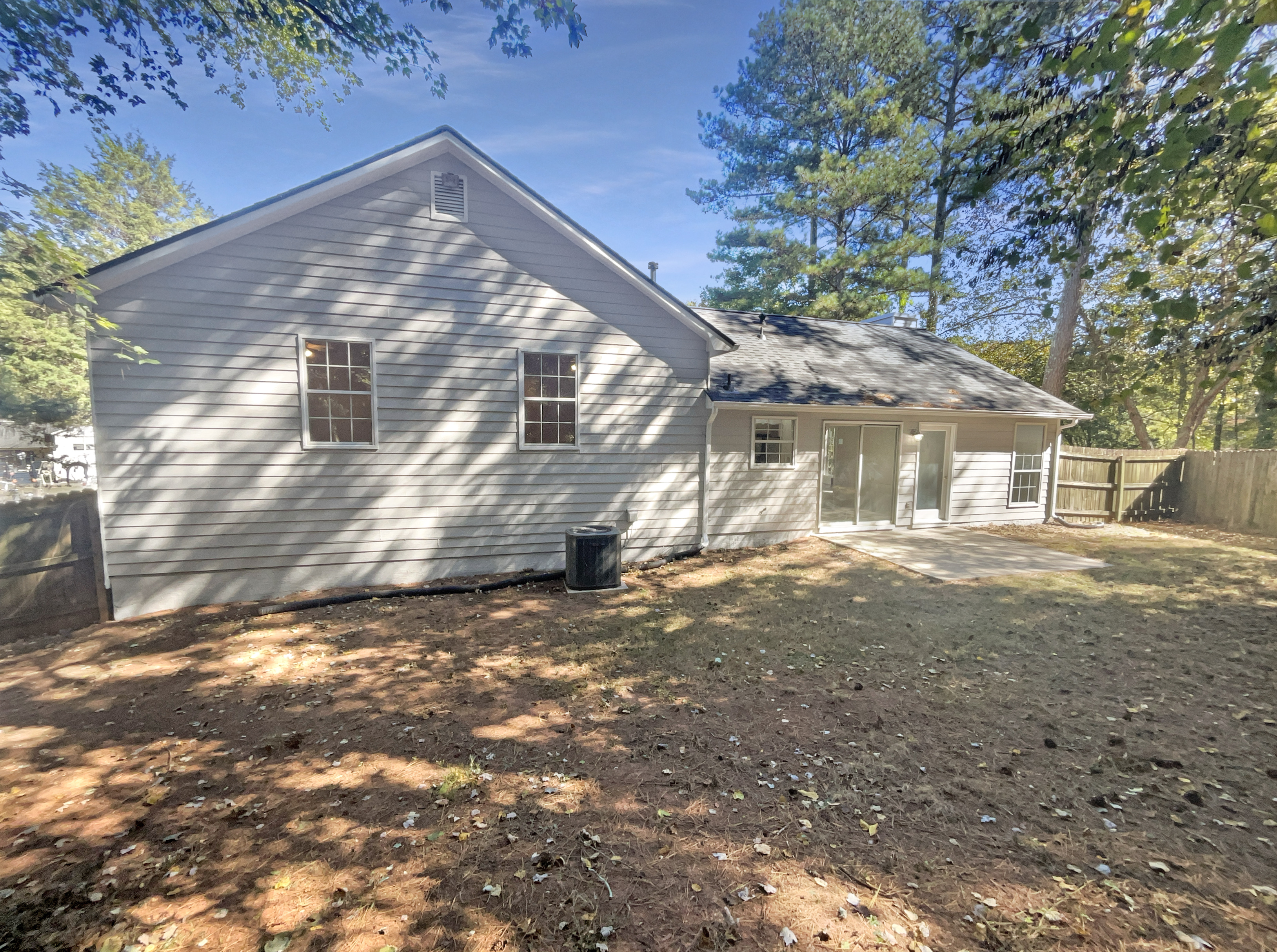 Photo 8 of 27 of 1281 Parkwood Chase NW, Acworth, GA